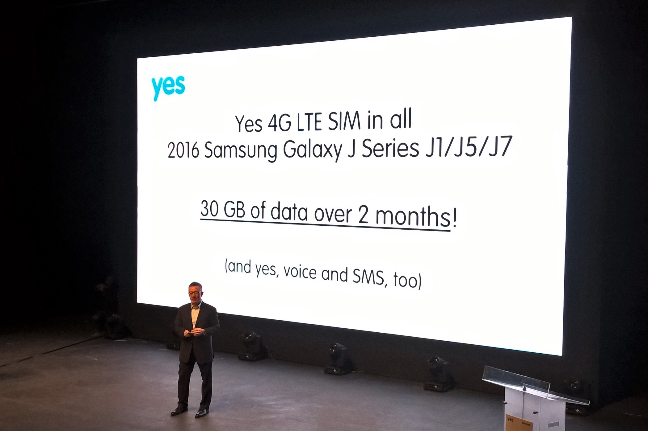 YES 4G Samsung Galaxy J