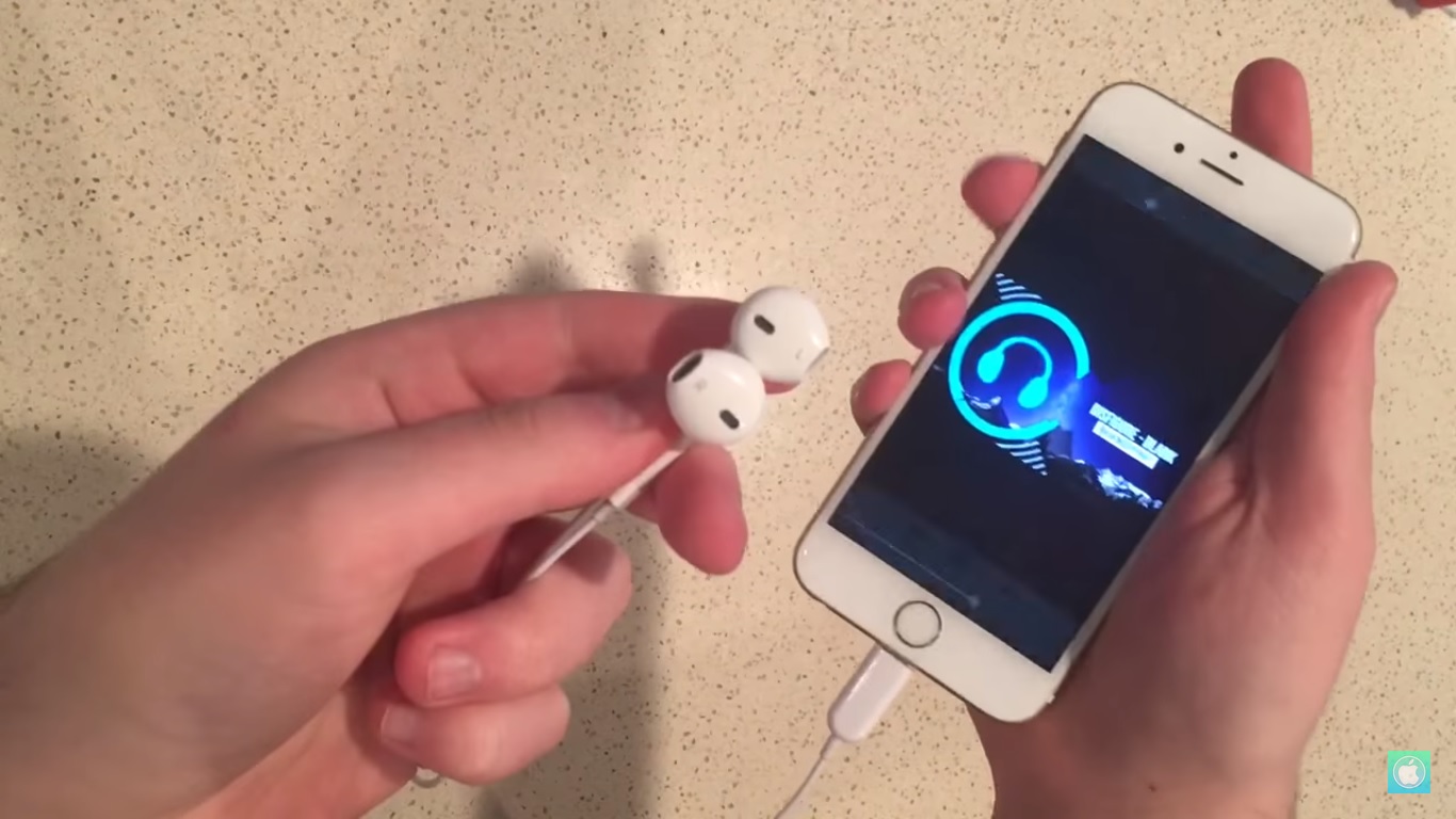視頻：蘋果全新 Lightning EarPods 耳機曝光！沒了標準耳機接口 iPhone 7 得靠它才能聽歌！