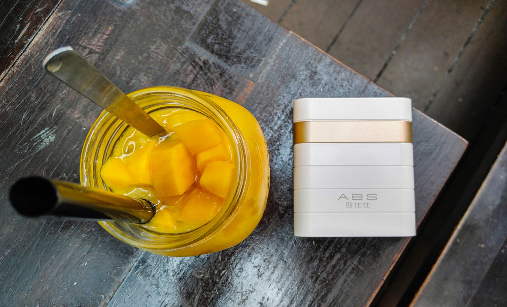 【好品推薦】全馬唯一提供 2年一對一更換产品保障：為何 ABS Power Bank 輕易贏得我的信賴！