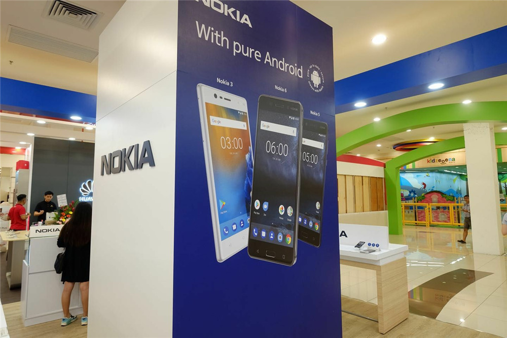 柔佛第一家： 新山古來 AEON Mall 迎來全新 Nokia Store 開張，趕快去試玩 Nokia 新機吧！ 4