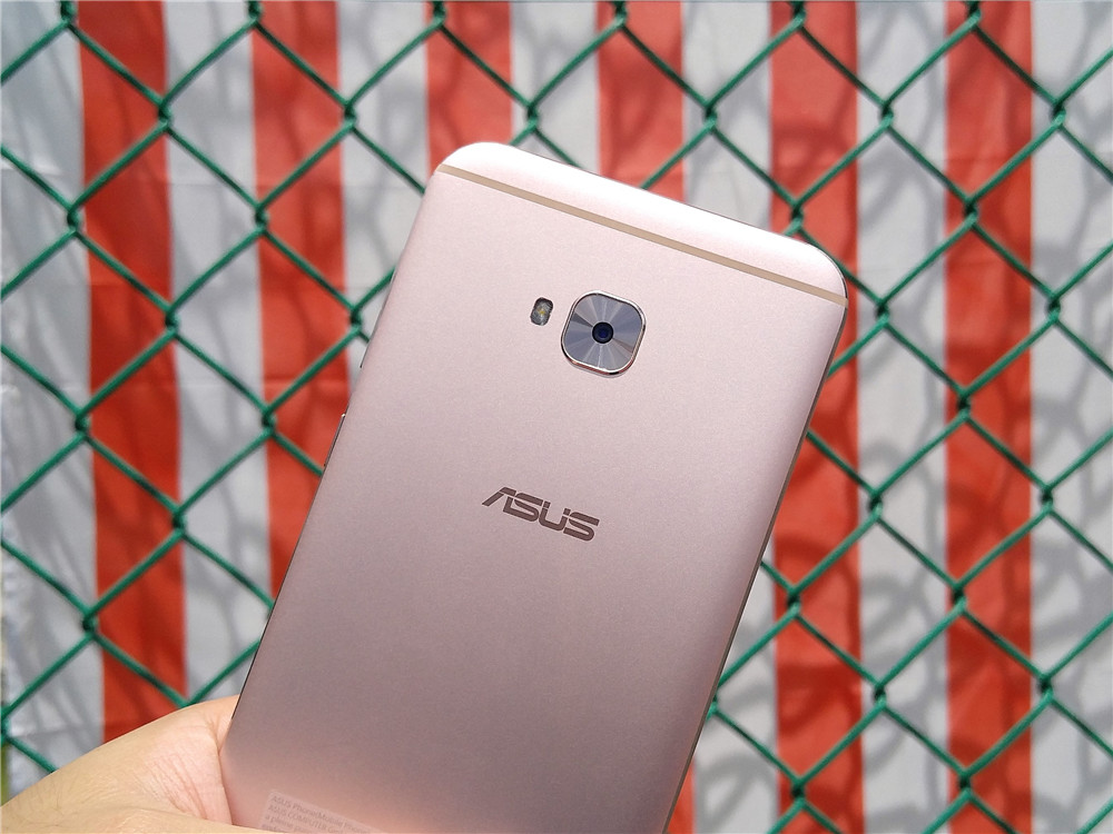 Asus Zenfone 4 Selfie Pro 評測：低光源與廣角自拍都難不倒它！ 95
