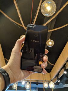 OPPO F7詳細評測：當AI美顔自拍遇上了劉海全面屏，閃亮鑽石背面更添時尚感！ 209