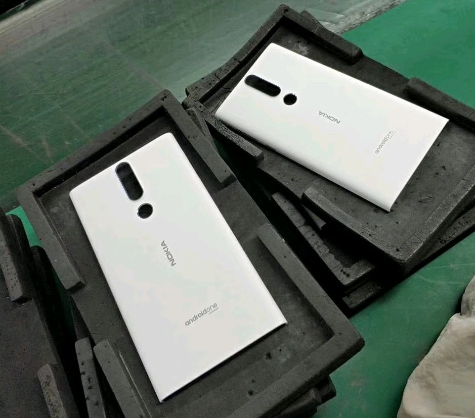 鳳凰機亮相？疑似 Nokia X7 正面板曝光；配置劉海屏與 Snapdragon 710 處理器！ 3