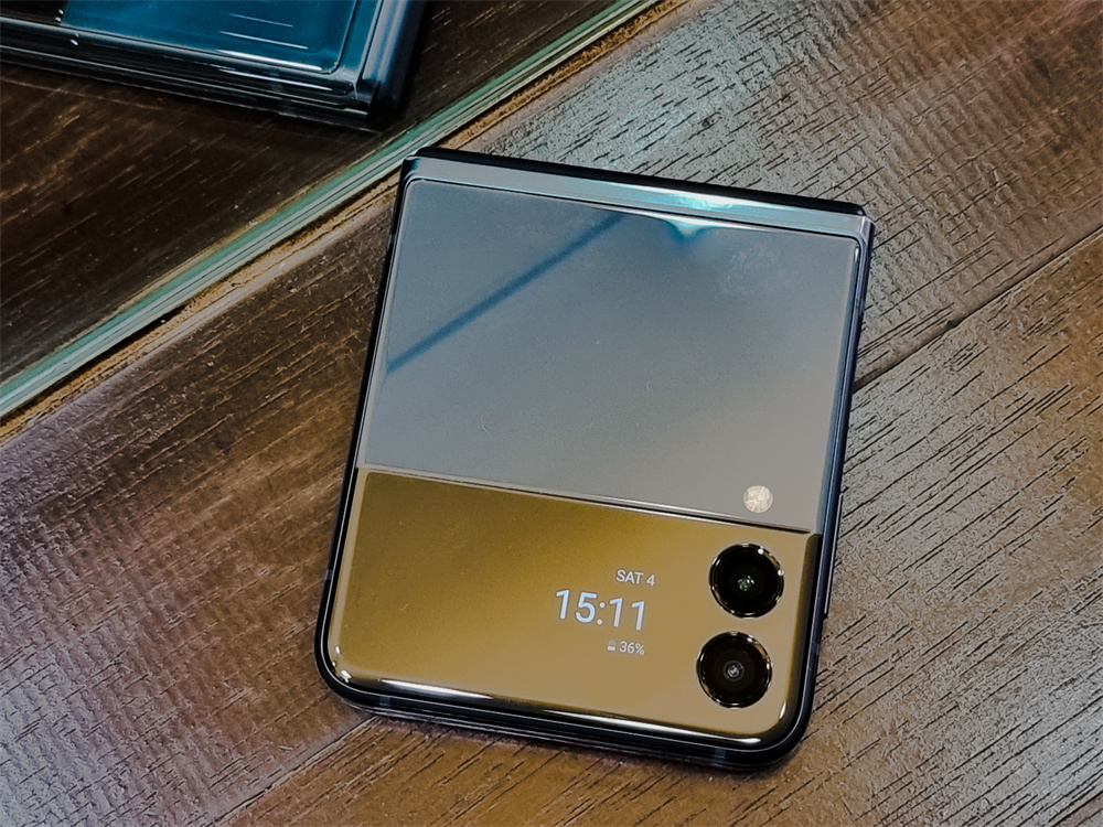 Samsung Galaxy Z Flip3 詳細評測：'FUN’蓋時代重临！它會是折疊屏手機盛行的開國功臣嗎？ 3