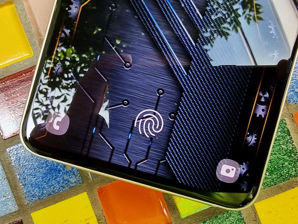 Samsung Galaxy S21 FE 詳細評測：一部讓人用得安心，各方位表現均衡到位的【輕旗艦】！ 7