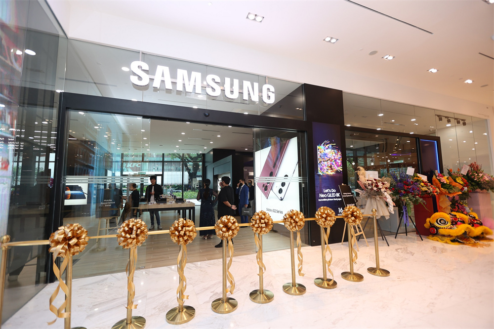 Samsung x Senheng 大马旗舰體驗店正式开张：推出 Galaxy Z Flip3 直扣 RM1000 與其他贈品等更多優惠！ 2
