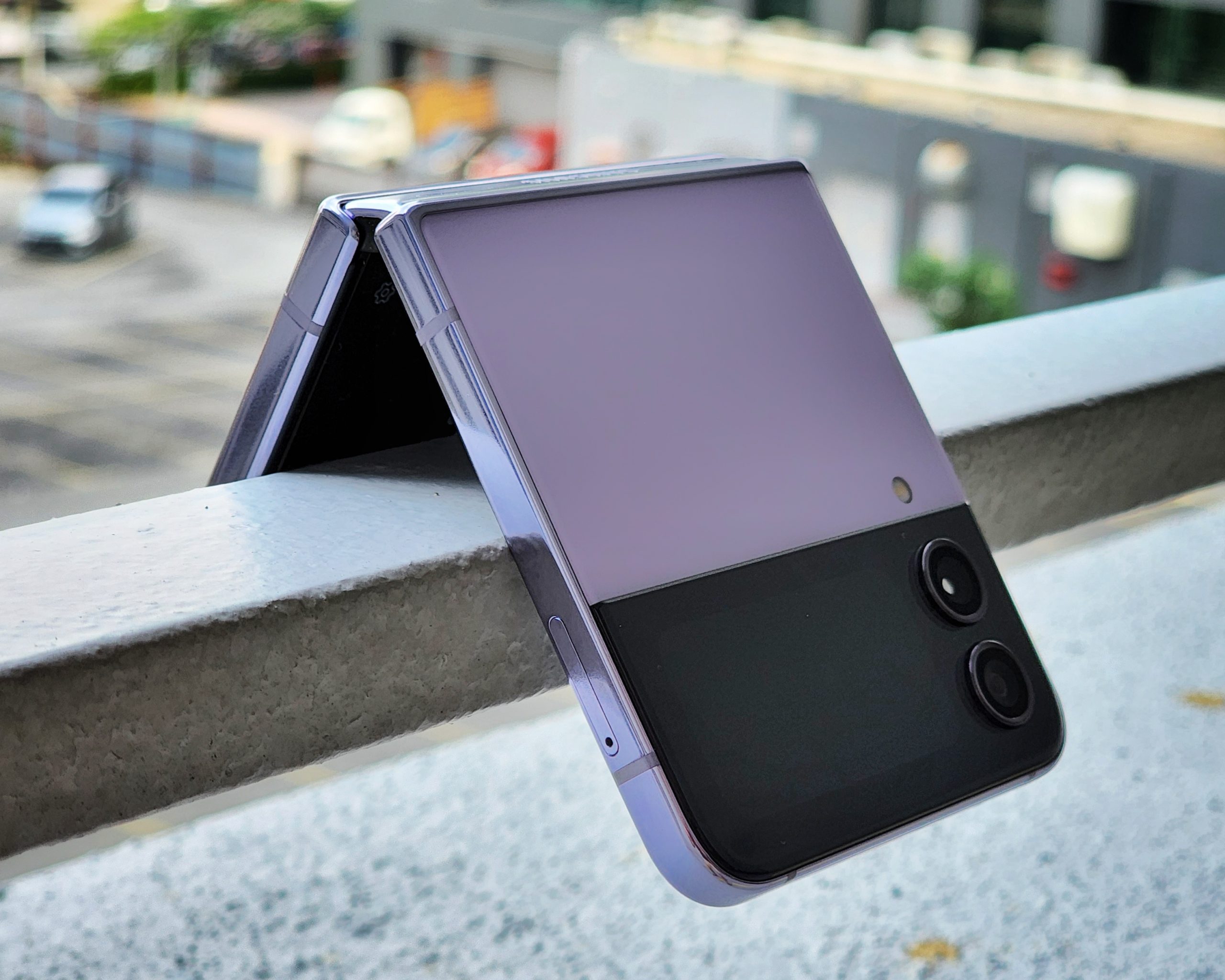 Samsung Galaxy Z Flip4 詳細評測：依舊是市面上體驗最佳的翻蓋機！ 5