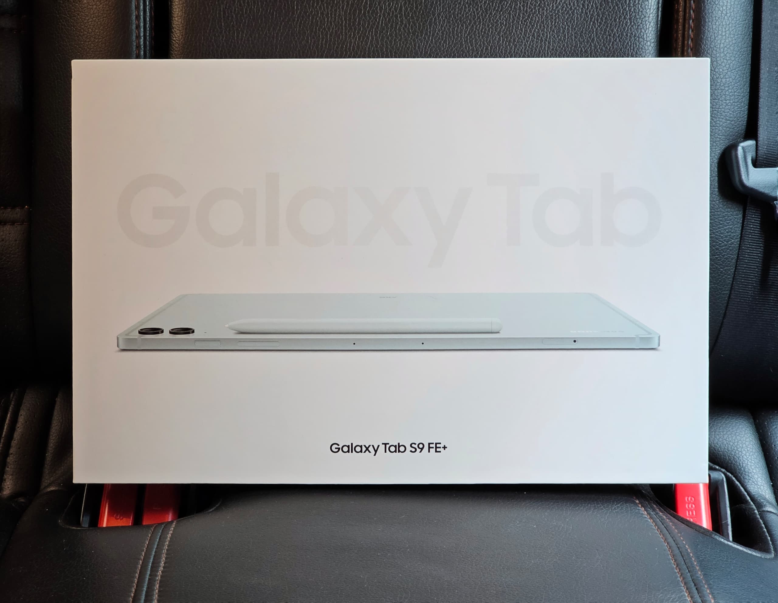 Samsung Galaxy Tab S9 FE+ 開箱初評測：時尚與防水設計融於一身的中高階 Android 平板電腦！ 1
