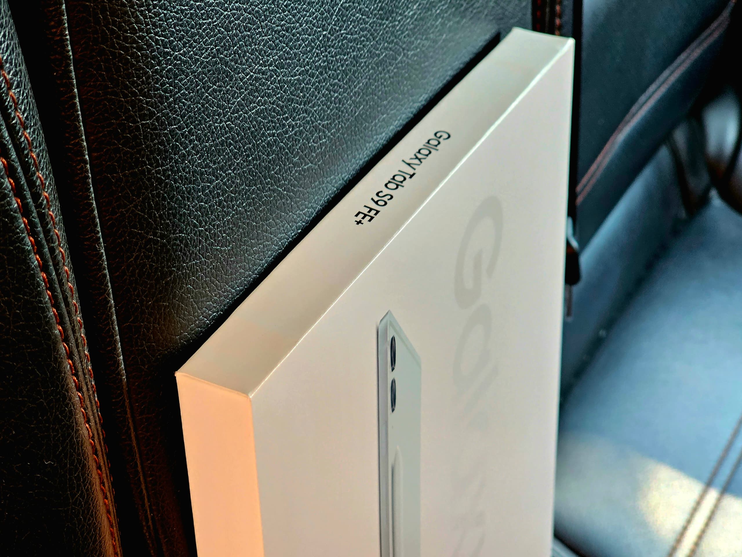Samsung Galaxy Tab S9 FE+ 開箱初評測：時尚與防水設計融於一身的中高階 Android 平板電腦！ 2