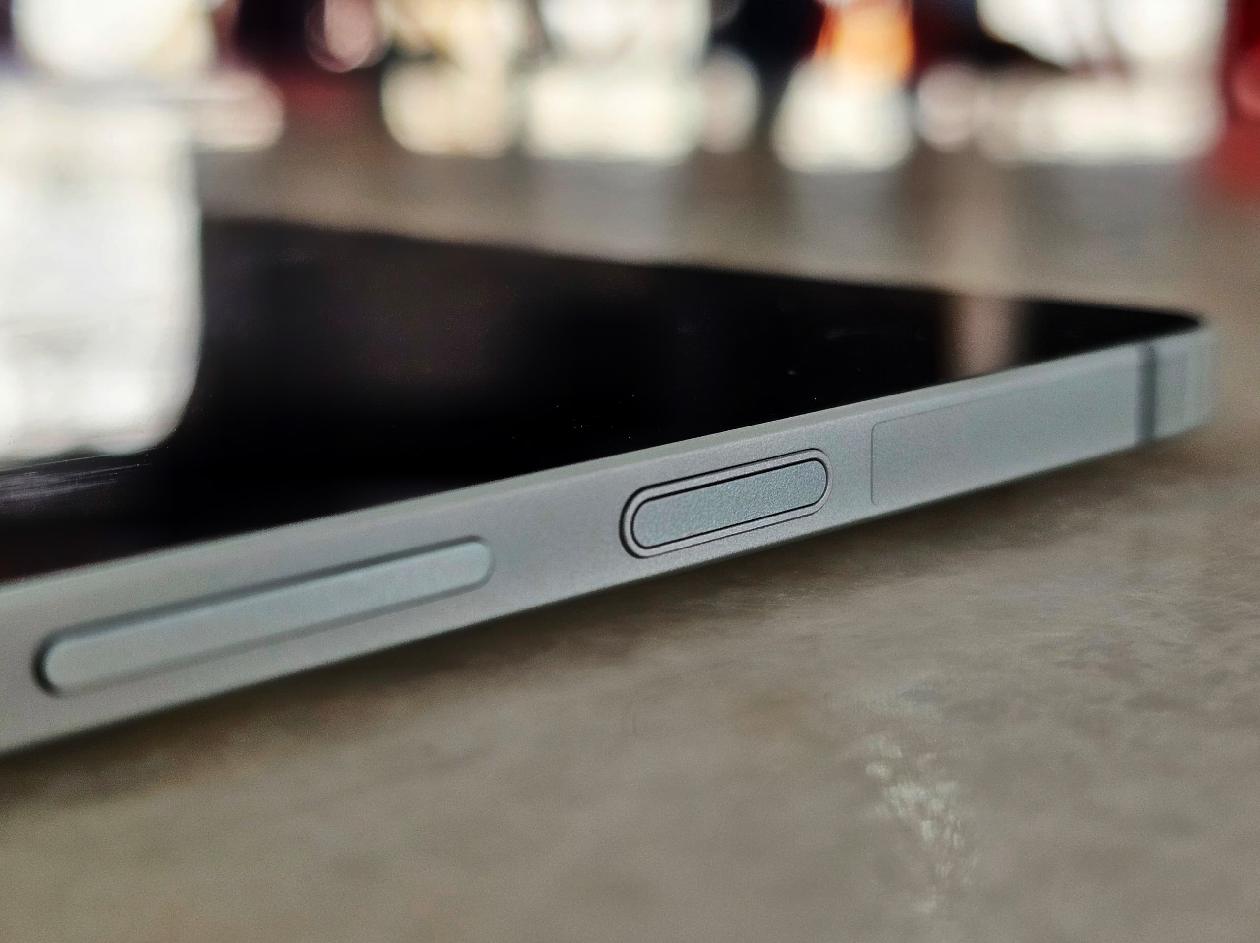 Samsung Galaxy Tab S9 FE+ 開箱初評測：時尚與防水設計融於一身的中高階 Android 平板電腦！ 10