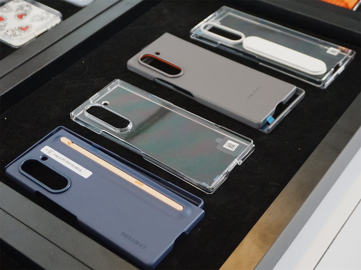 真機圖賞：Samsung Galaxy Z Flip6、Fold6、Watch Ultra、Watch7 與 Buds3 系列外觀與賣點搶先看！ 24