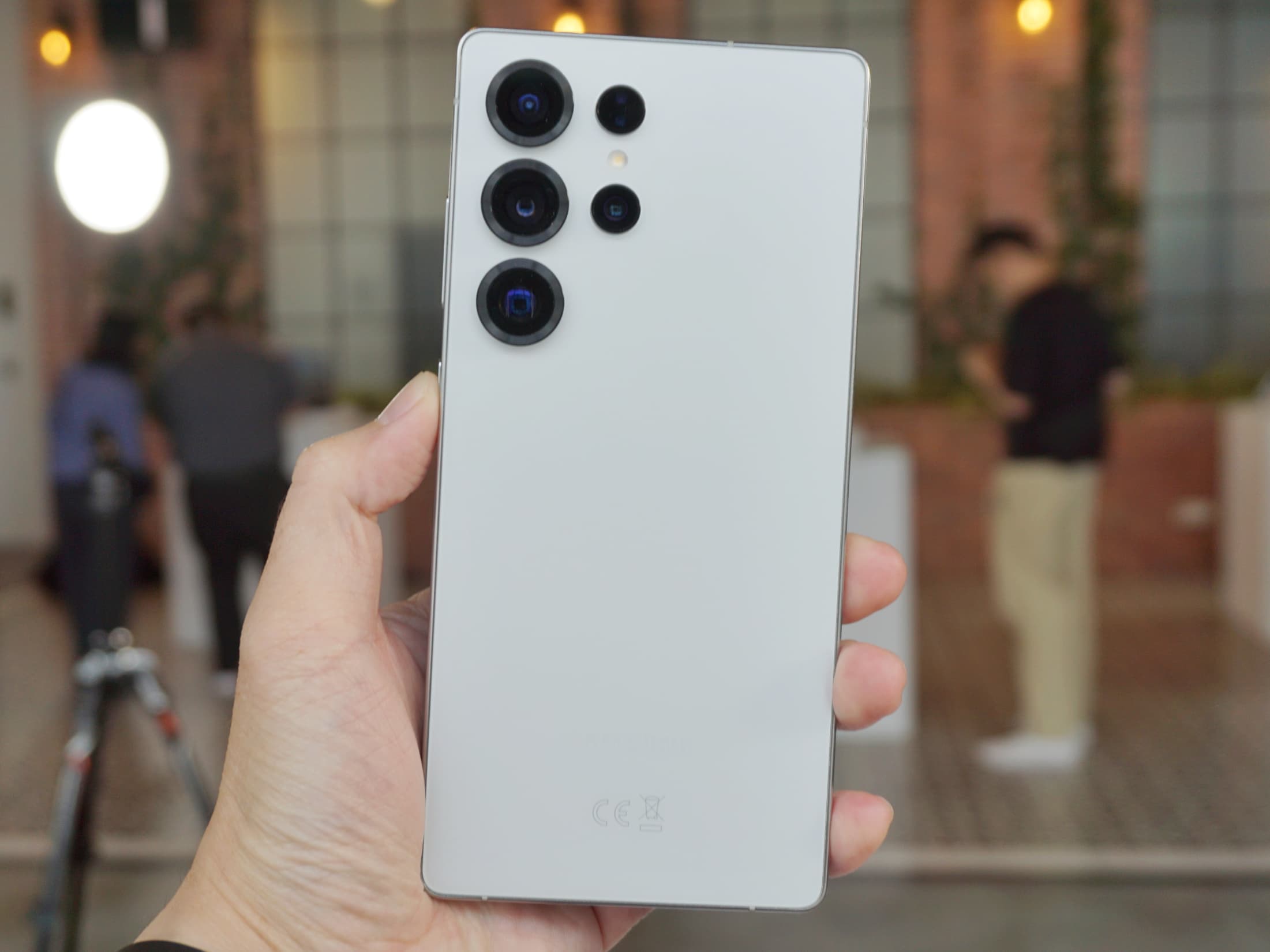更輕薄設計、AI 更智能：Samsung Galaxy S25 系列真機上手與圖賞；Galaxy AI 示范视频搶先看！ 9