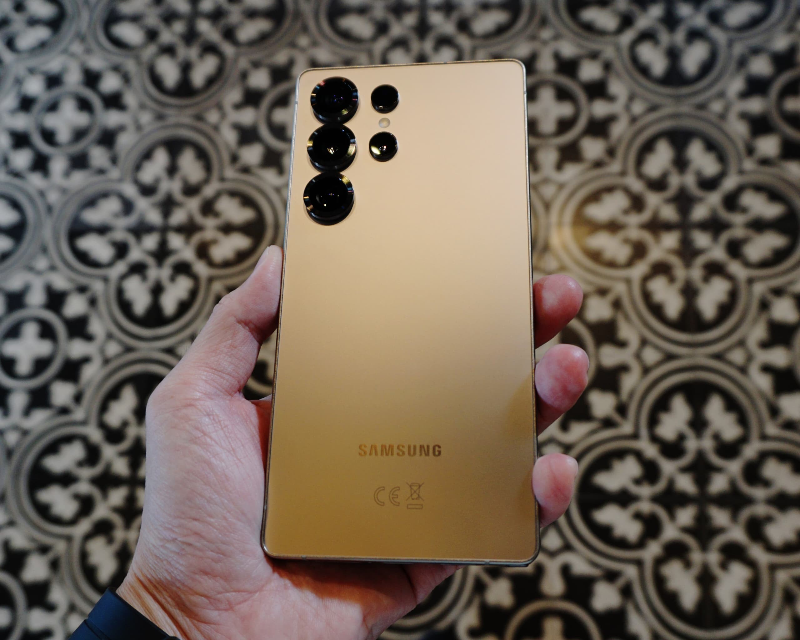 更輕薄設計、AI 更智能：Samsung Galaxy S25 系列真機上手與圖賞；Galaxy AI 示范视频搶先看！ 8