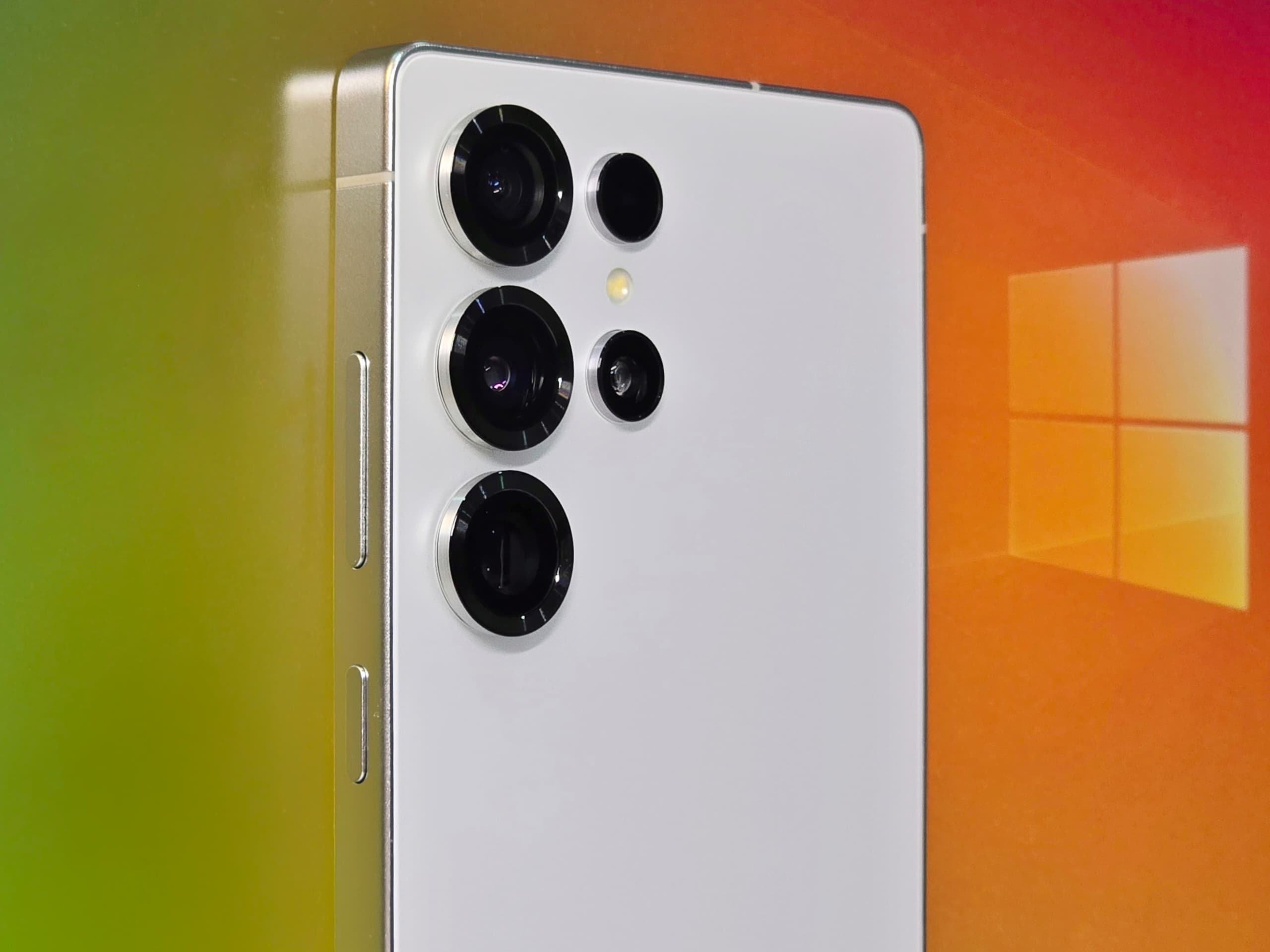 Samsung Galaxy S25 Ultra 開箱初体验：更輕薄設計，更强勁性能、更多實用兼好玩 AI ！ 14