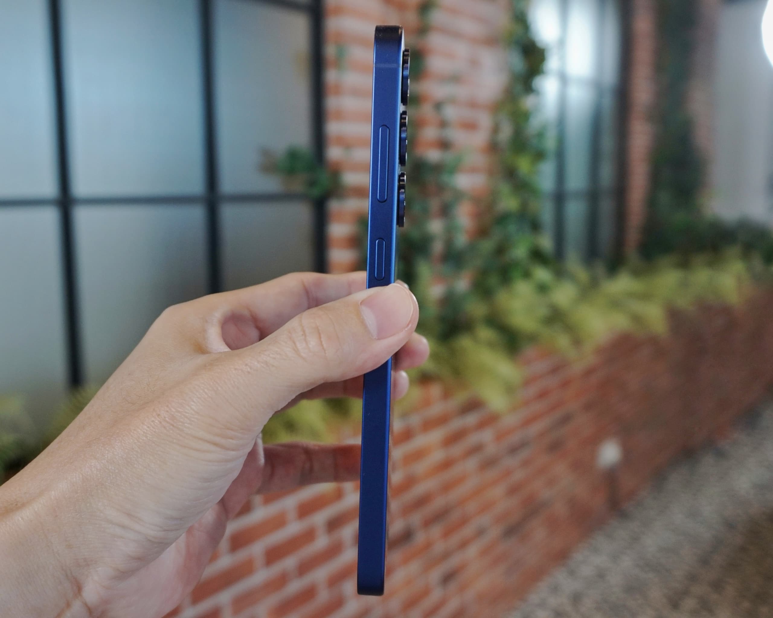 更輕薄設計、AI 更智能：Samsung Galaxy S25 系列真機上手與圖賞；Galaxy AI 示范视频搶先看！ 4