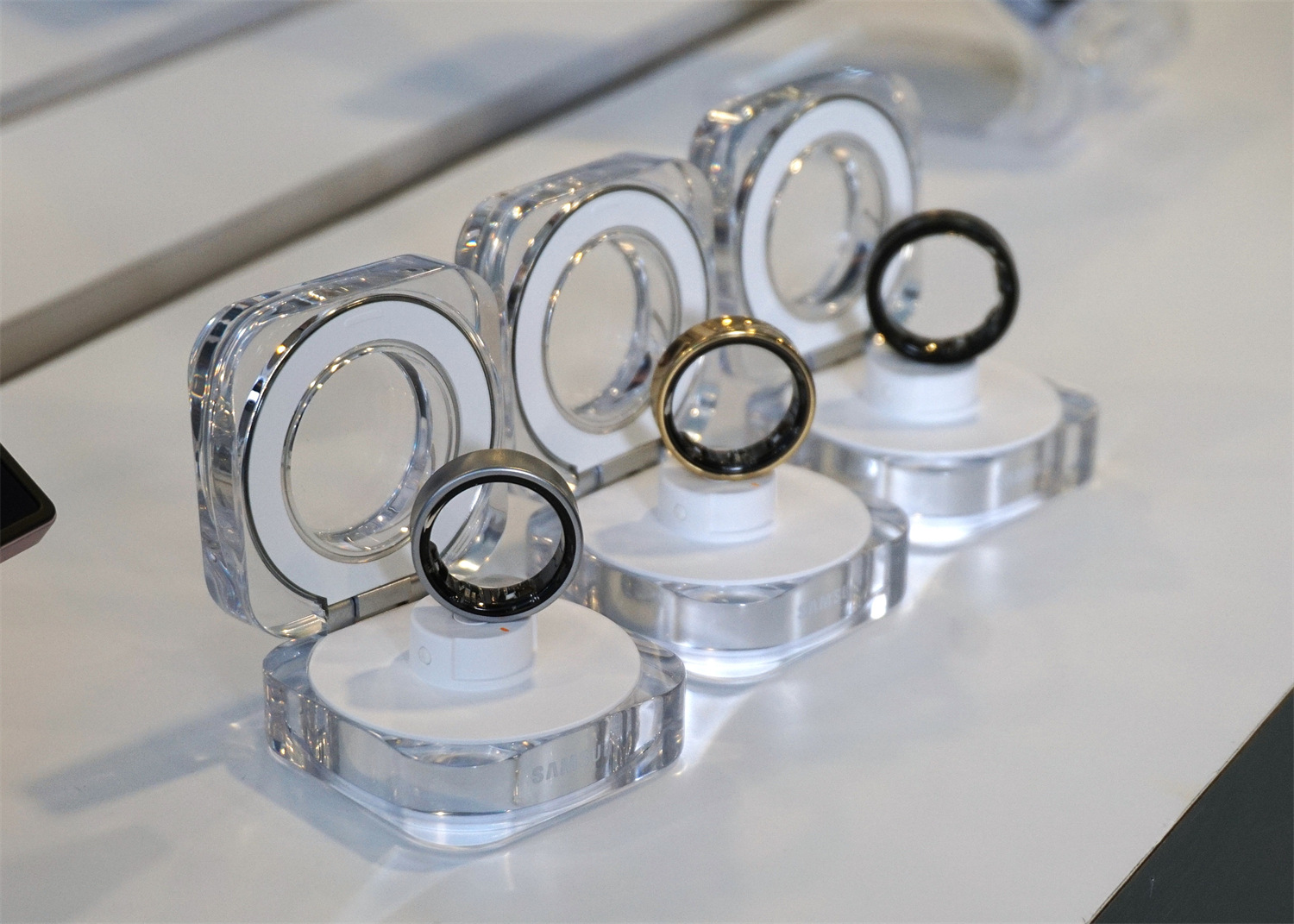 最新優惠與訂購詳情揭曉：Samsung Galaxy Ring 上手視頻搶先看；大馬發佈售價 RM2,099！ 5