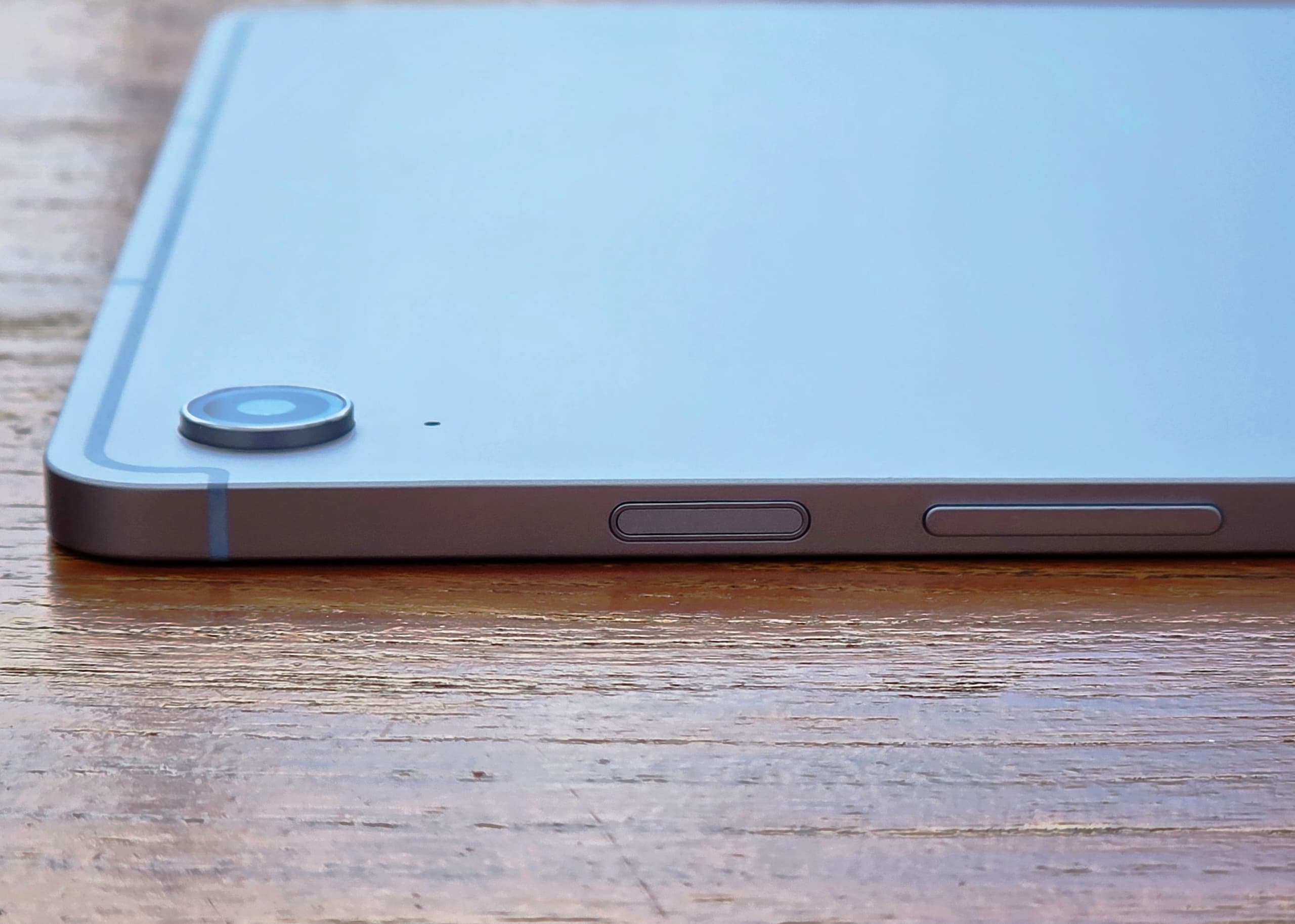 Samsung Galaxy Tab S10 FE+ 開箱初評測：當中高端平板電腦玩起大熒幕誘惑 ~ 9