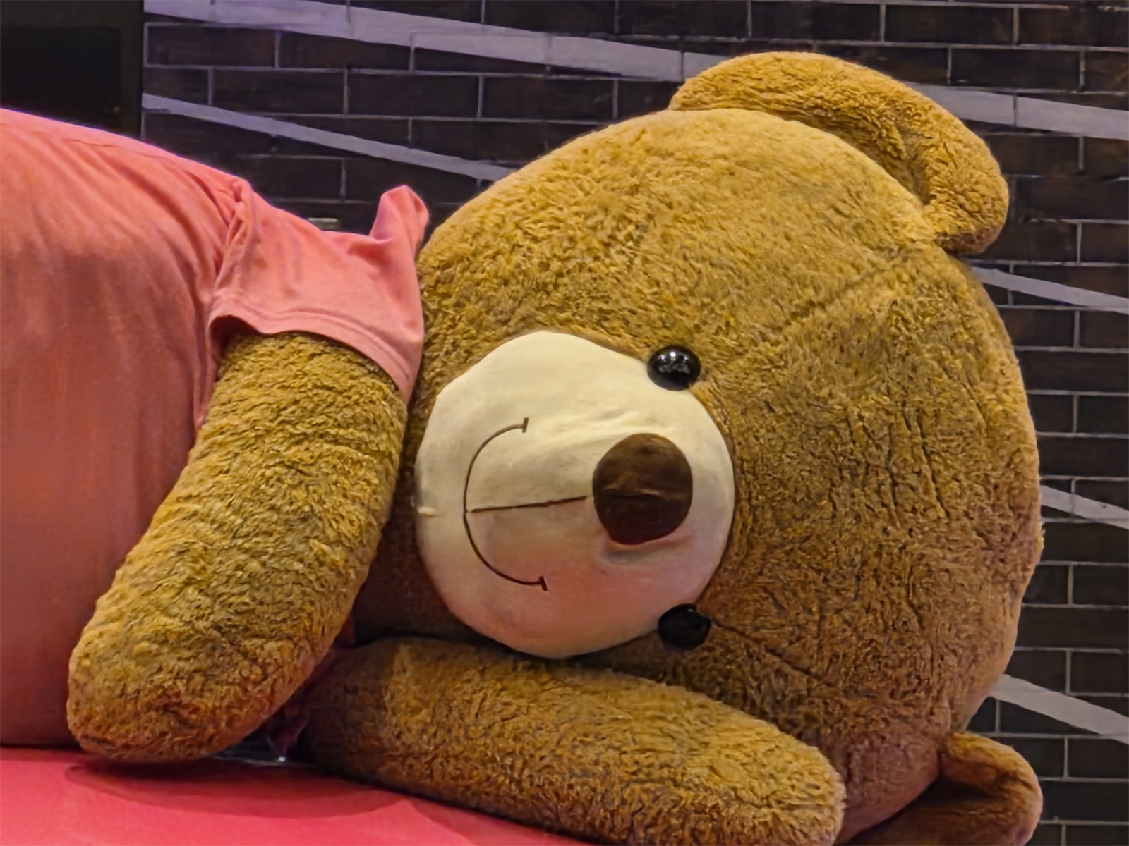 Samsung Galaxy S25 FE 詳細評測：主打輕薄設計與旗艦級 Galaxy AI 功能的輕旗艦！ 36