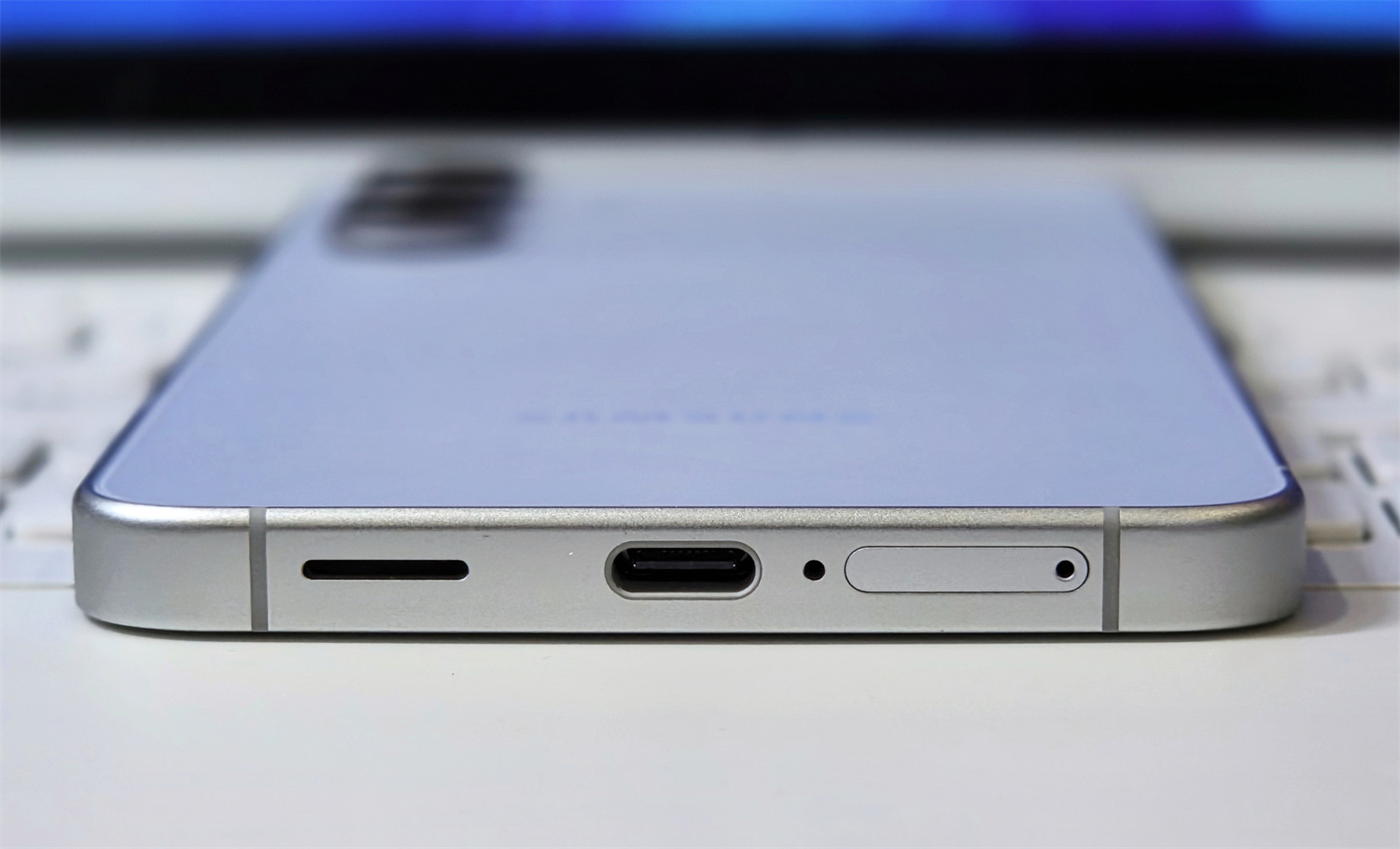 Samsung Galaxy S25 FE 詳細評測：主打輕薄設計與旗艦級 Galaxy AI 功能的輕旗艦！ 8