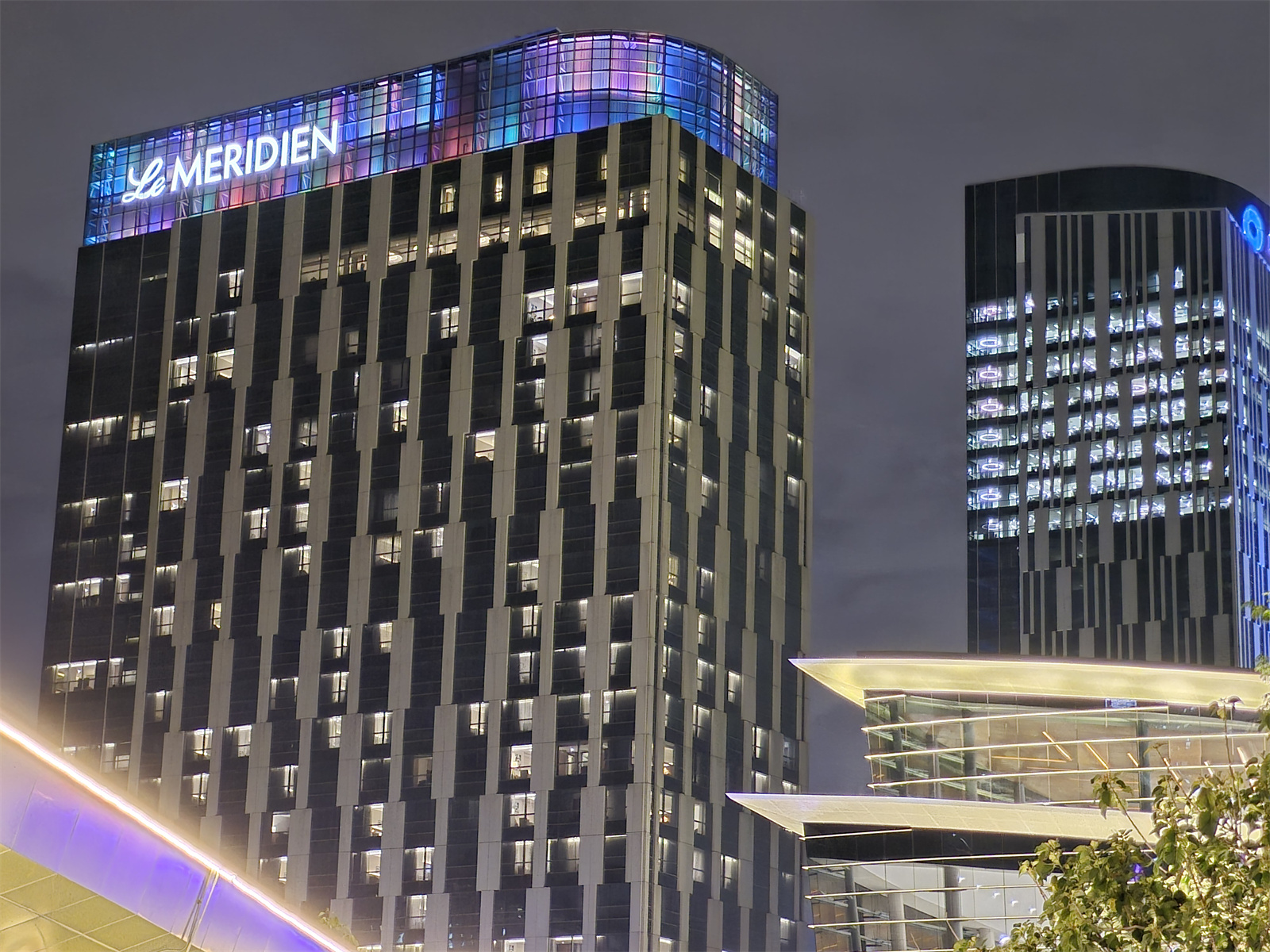 Samsung Galaxy S25 FE 詳細評測：主打輕薄設計與旗艦級 Galaxy AI 功能的輕旗艦！ 52