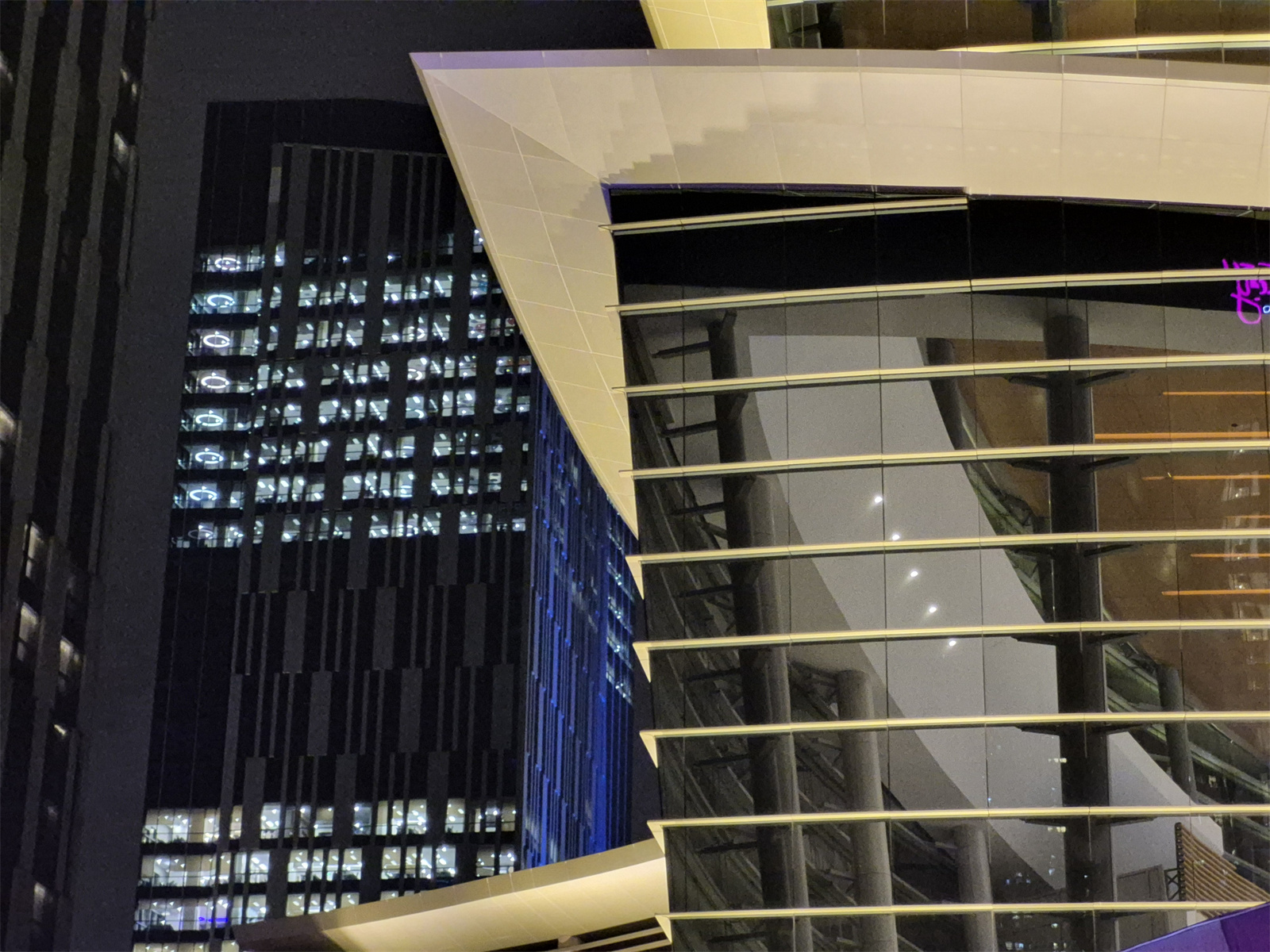 Samsung Galaxy S25 FE 詳細評測：主打輕薄設計與旗艦級 Galaxy AI 功能的輕旗艦！ 49