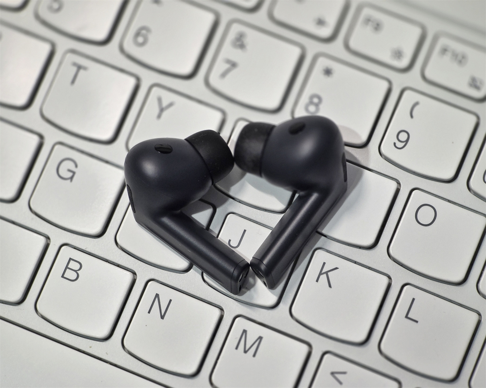 Samsung Galaxy Buds3 FE 評測：音質與降噪功能升級；最親民的 Galaxy AI 耳機是否值得入手？ 12