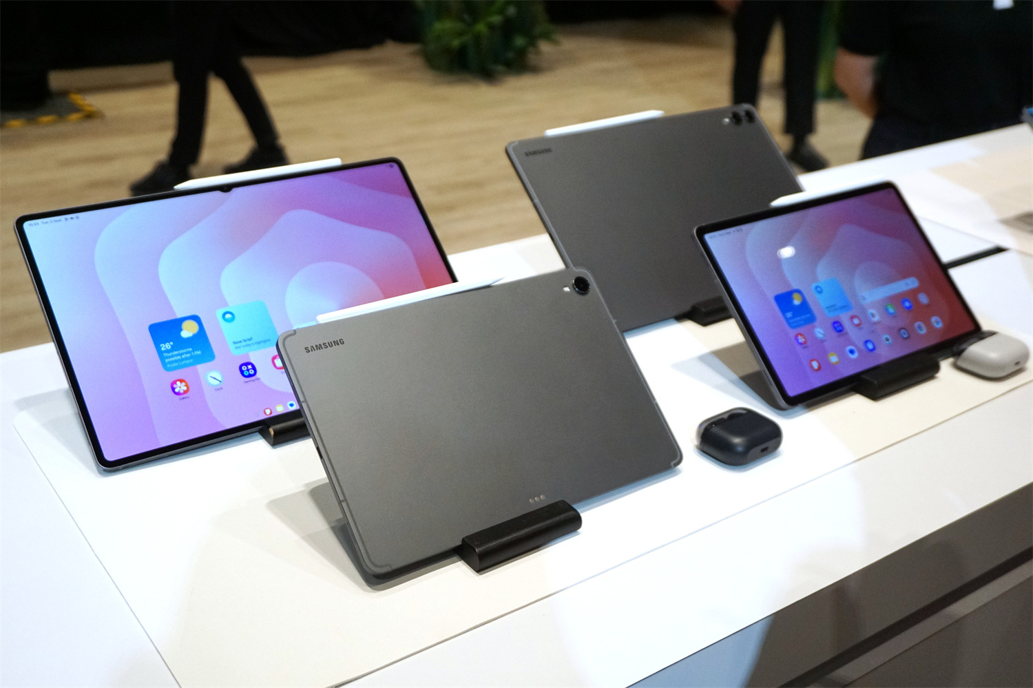 更輕薄設計、更高屏佔比、更大電量：Samsung Galaxy S25 FE 與 Galaxy Tab S11 系列上手初體驗分享！ 13