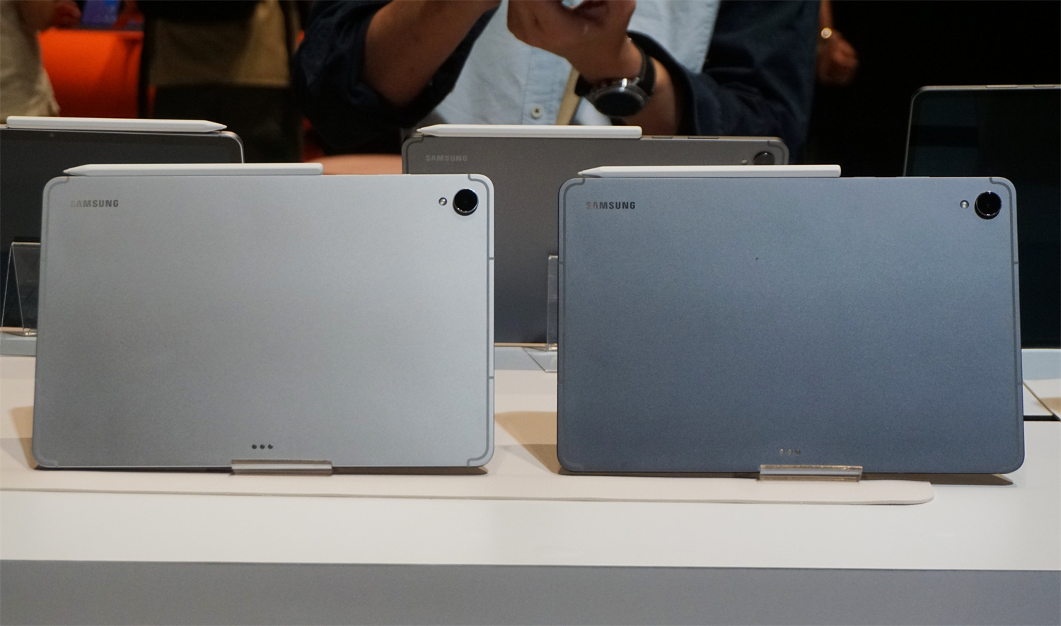 更輕薄設計、更高屏佔比、更大電量：Samsung Galaxy S25 FE 與 Galaxy Tab S11 系列上手初體驗分享！ 19