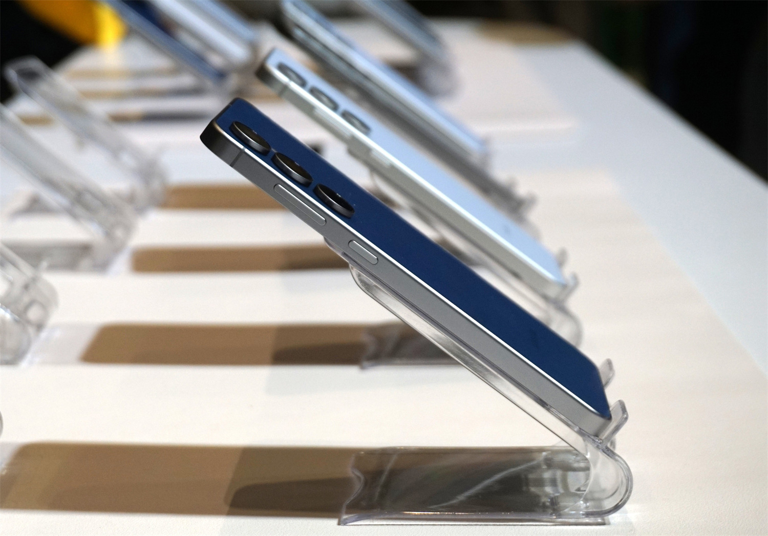 更輕薄設計、更高屏佔比、更大電量：Samsung Galaxy S25 FE 與 Galaxy Tab S11 系列上手初體驗分享！ 10