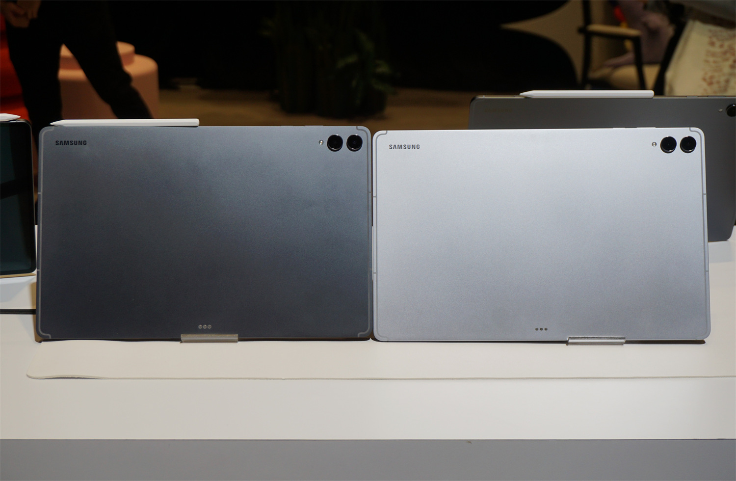 更輕薄設計、更高屏佔比、更大電量：Samsung Galaxy S25 FE 與 Galaxy Tab S11 系列上手初體驗分享！ 18