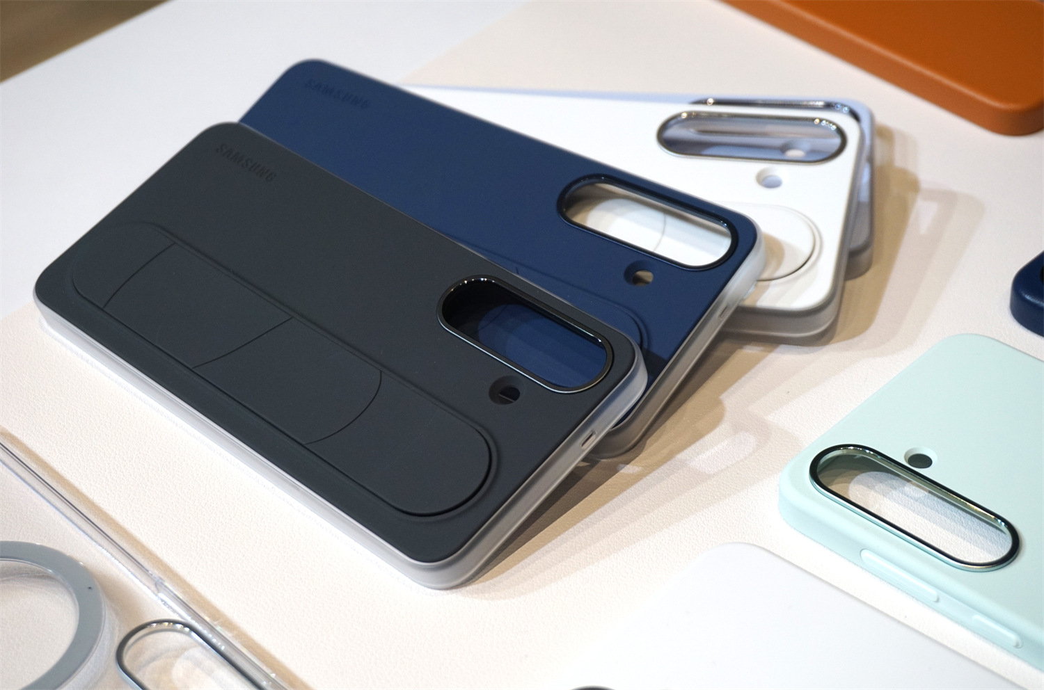 更輕薄設計、更高屏佔比、更大電量：Samsung Galaxy S25 FE 與 Galaxy Tab S11 系列上手初體驗分享！ 11