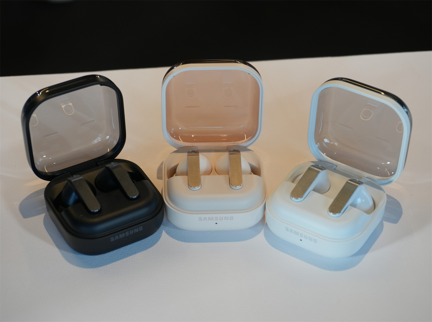 大馬售價與預購詳情揭曉：Samsung Galaxy S26 系列與 Galaxy Buds4 系列真機圖賞有主要賣點搶先看！ 28