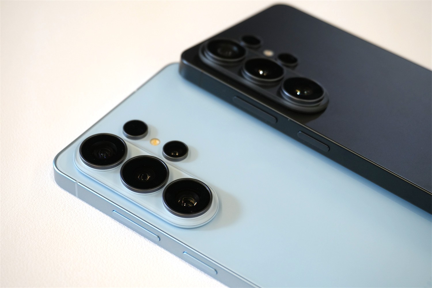 大馬售價與預購詳情揭曉：Samsung Galaxy S26 系列與 Galaxy Buds4 系列真機圖賞有主要賣點搶先看！ 23