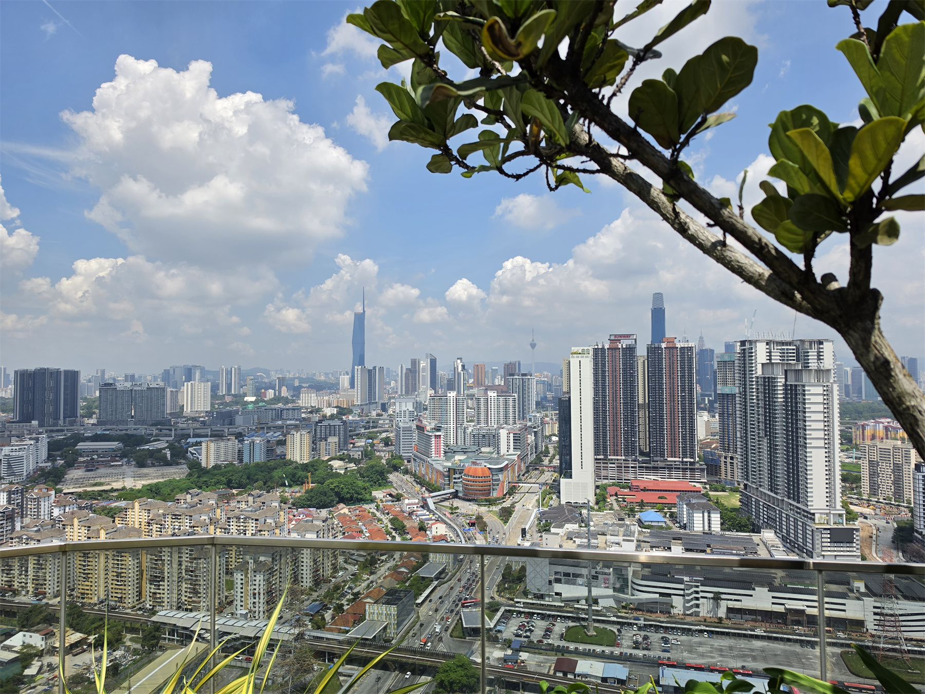 Samsung Galaxy S26 Ultra 評測：「軟硬兼施」進化；憑隱私螢幕與更強 AI 突圍的年度旗艦！ 42