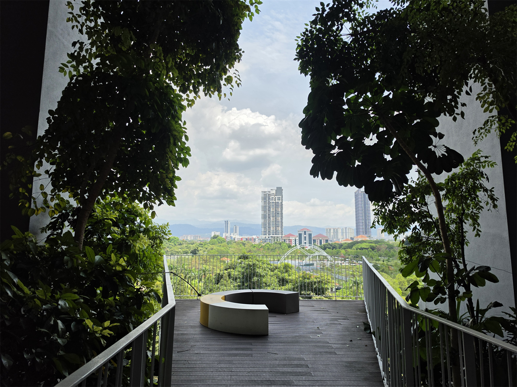 Samsung Galaxy S26 Ultra 評測：「軟硬兼施」進化；憑隱私螢幕與更強 AI 突圍的年度旗艦！ 45