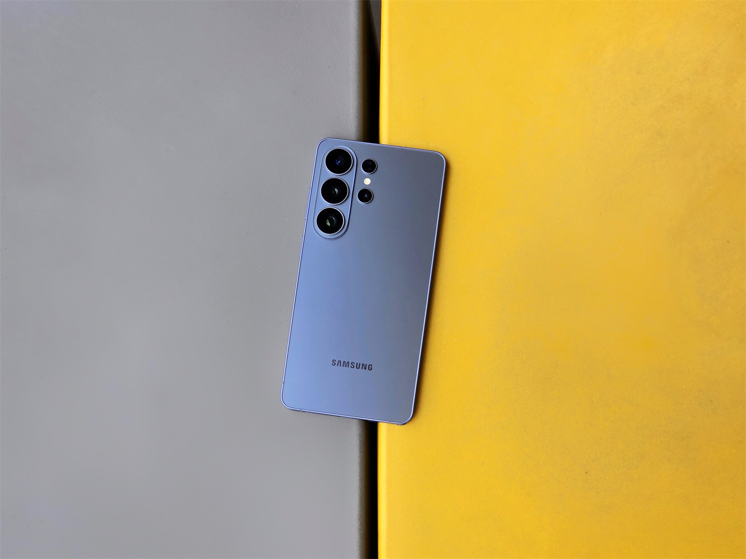 Samsung Galaxy S26 Ultra 評測：「軟硬兼施」進化；憑隱私螢幕與更強 AI 突圍的年度旗艦！ 5