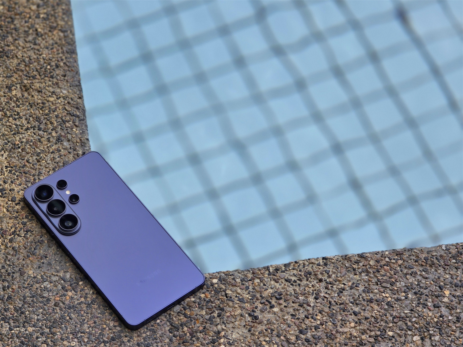 Samsung Galaxy S26 Ultra 評測：「軟硬兼施」進化；憑隱私螢幕與更強 AI 突圍的年度旗艦！ 6