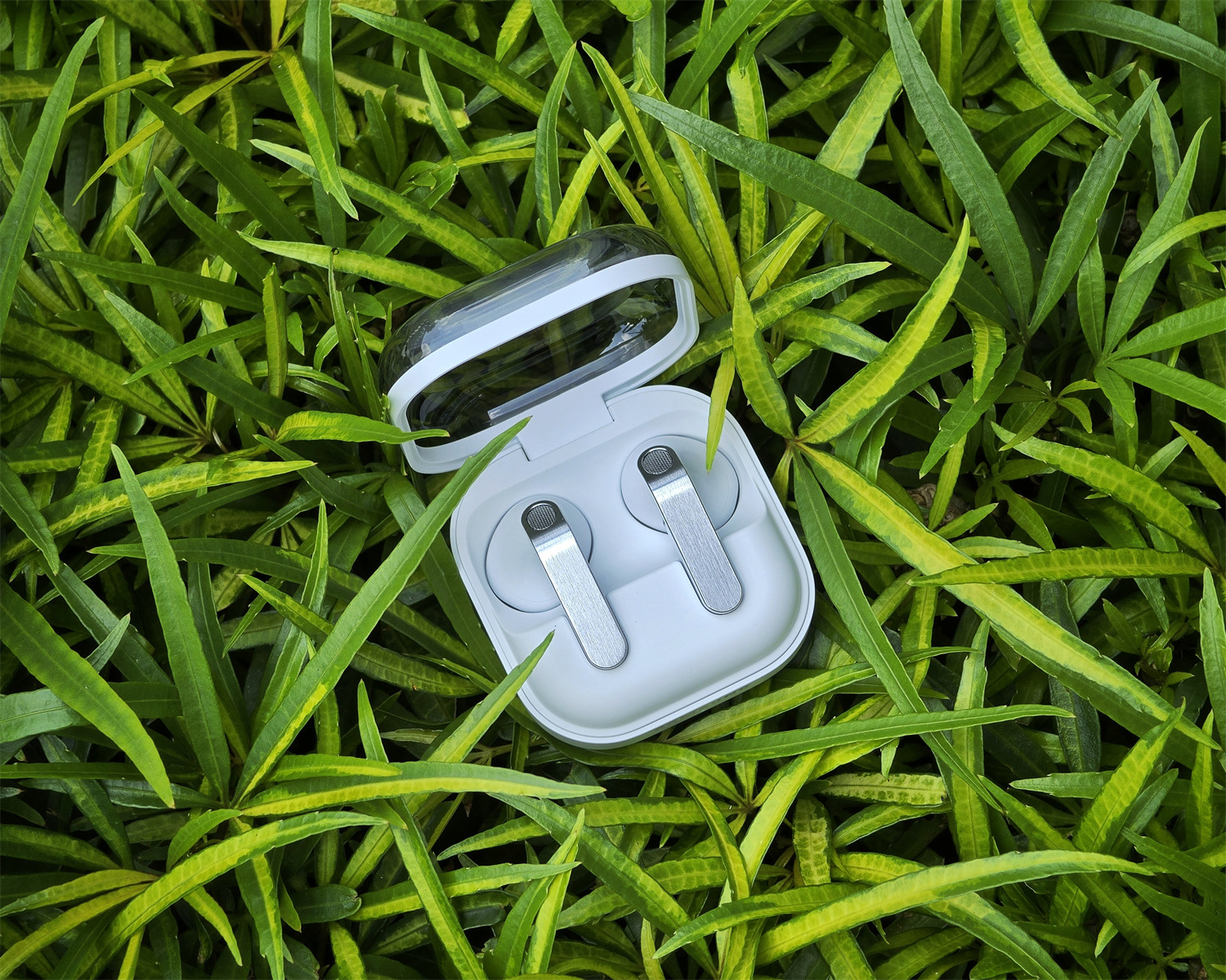 Samsung Galaxy Buds4 評測：更輕盈的開放式 Galaxy 耳機；ANC 降噪與 AI 功能全包攬！ 11