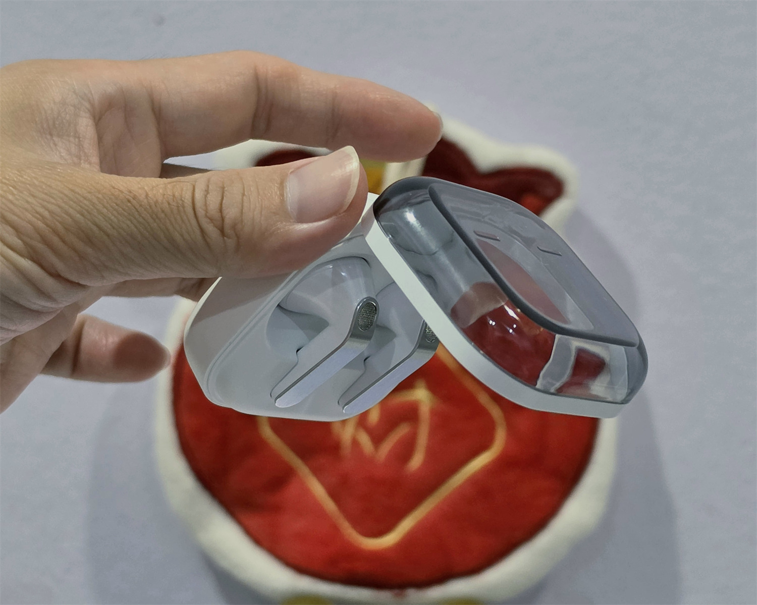 Samsung Galaxy Buds4 評測：更輕盈的開放式 Galaxy 耳機；ANC 降噪與 AI 功能全包攬！ 5