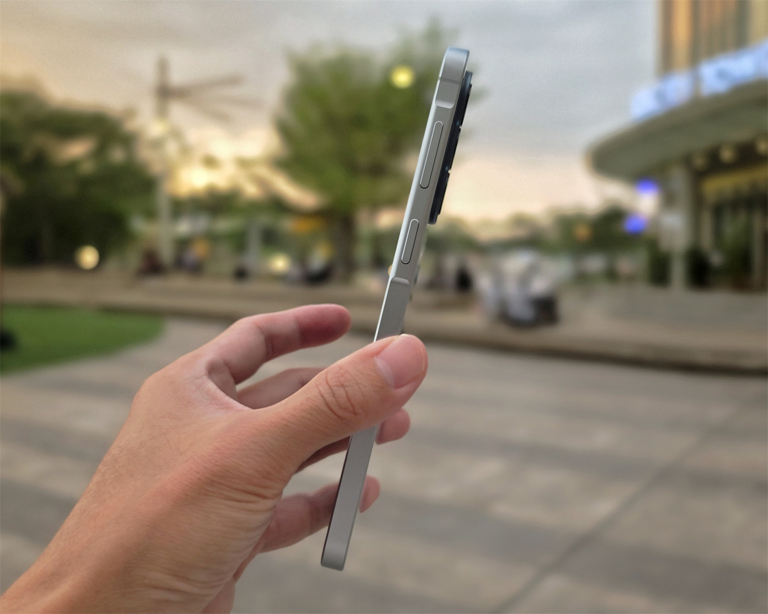 Samsung Galaxy A57 5G 開箱評測：更輕薄設計、更清晰夜拍、更好玩 AI；七大體驗升級一次看懂！ 4