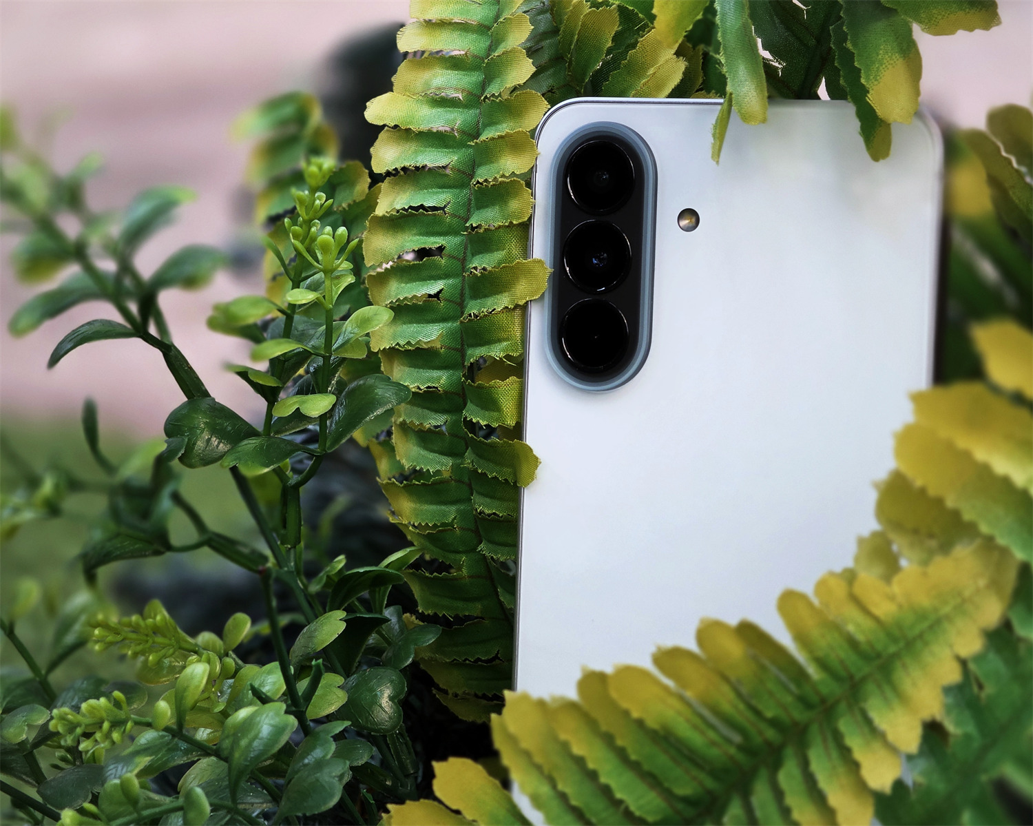 Samsung Galaxy A57 5G 開箱評測：更輕薄設計、更清晰夜拍、更好玩 AI；七大體驗升級一次看懂！ 6