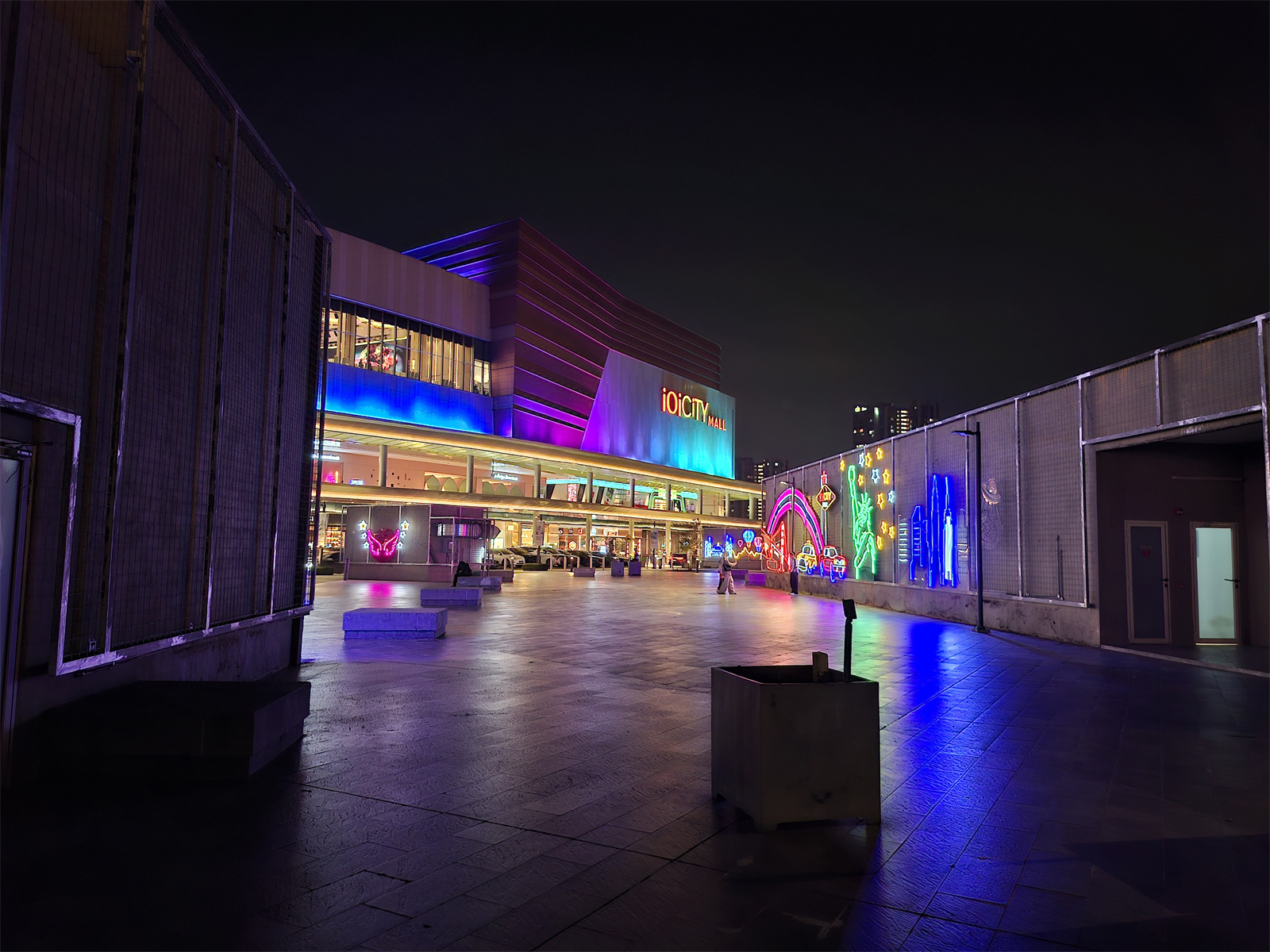 Samsung Galaxy A57 5G 開箱評測：更輕薄設計、更清晰夜拍、更好玩 AI；七大體驗升級一次看懂！ 17