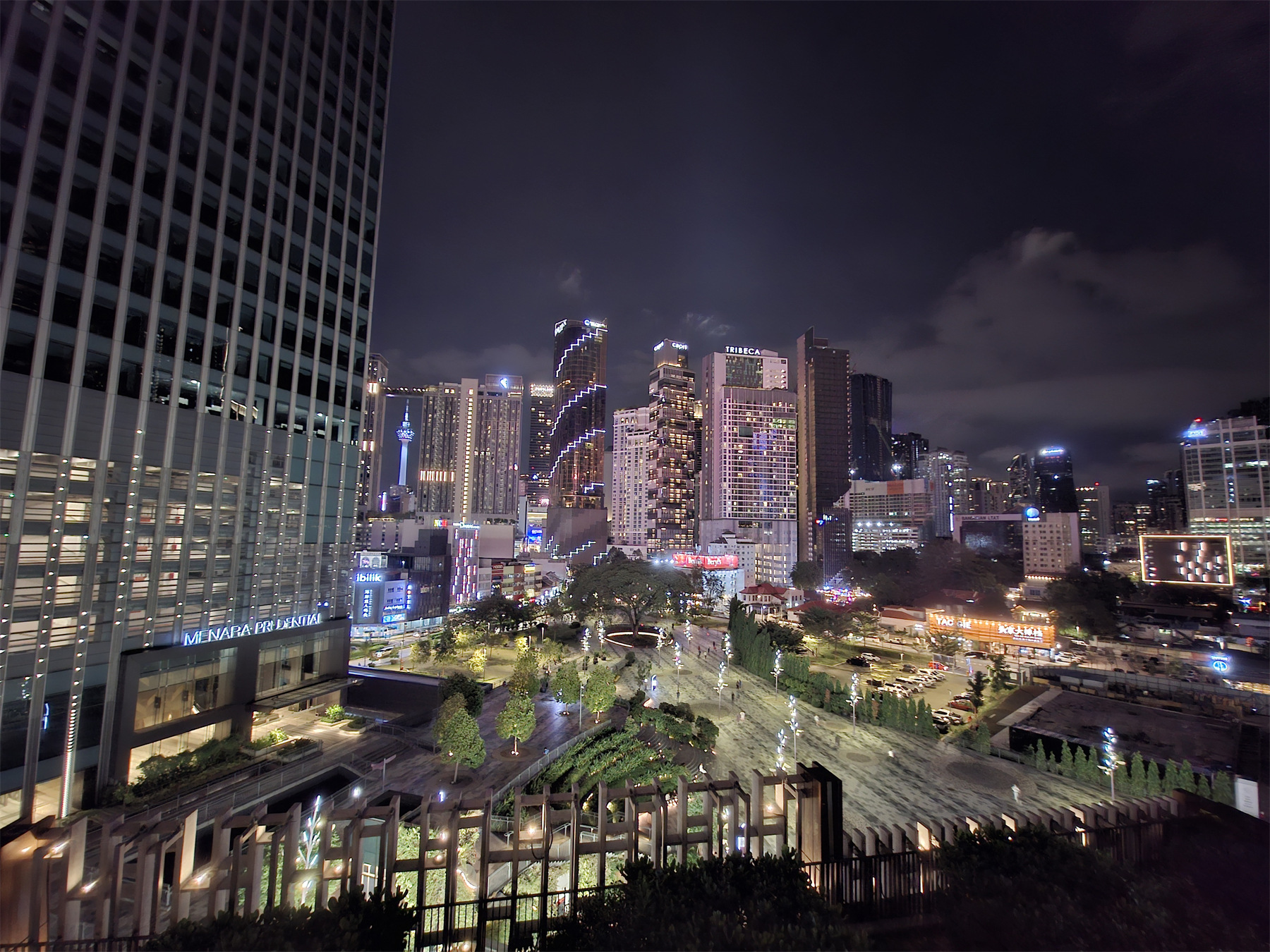 Samsung Galaxy A57 5G 夜拍實測：夜拍更明亮？從吉隆坡 TRX 看見更穩定的 Nightography 體驗！ 14