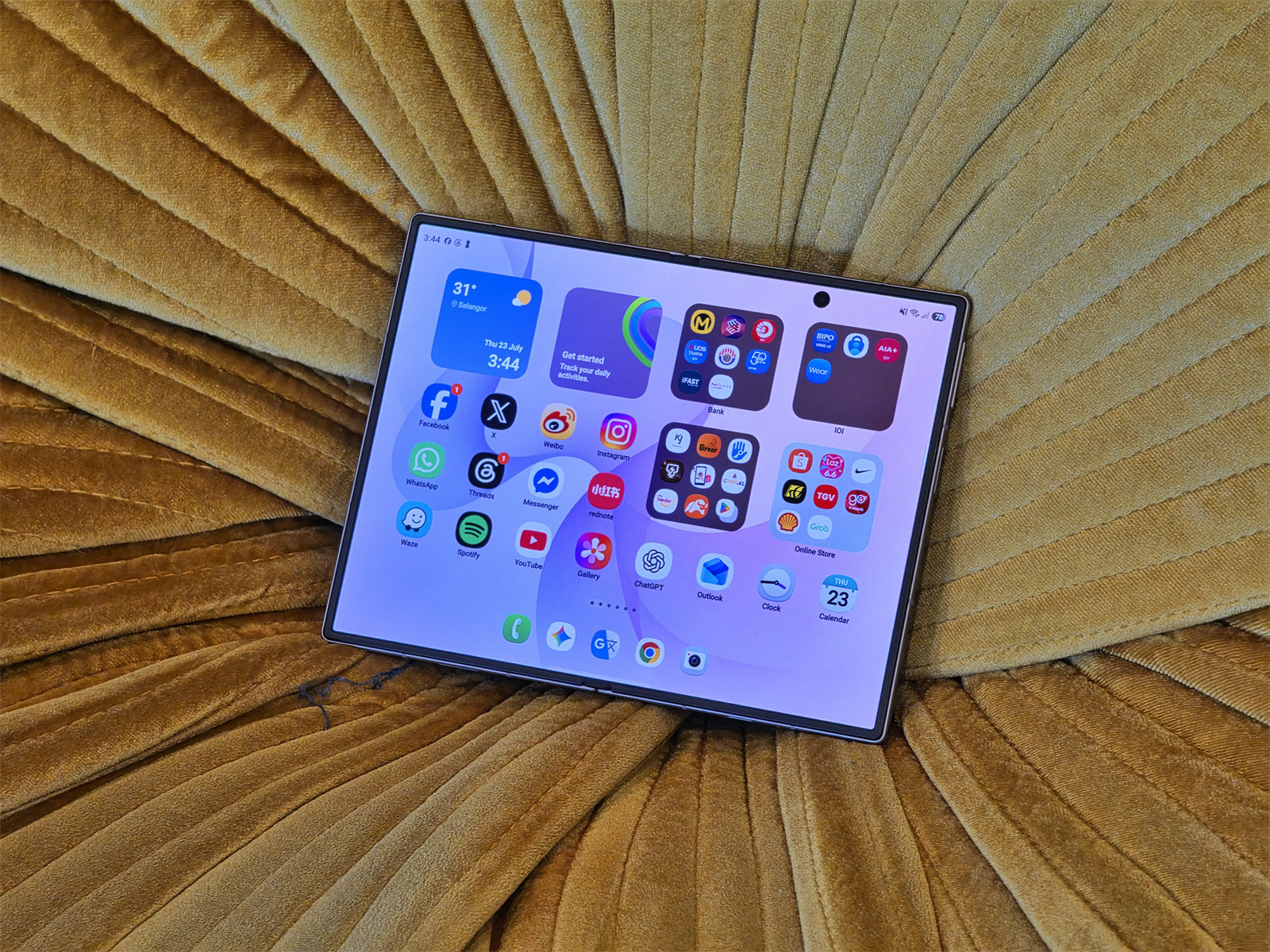 Samsung Galaxy Z Fold8 詳細評測：全新更寬螢幕比例，會是摺疊手機走向主流的轉折點嗎？ 73