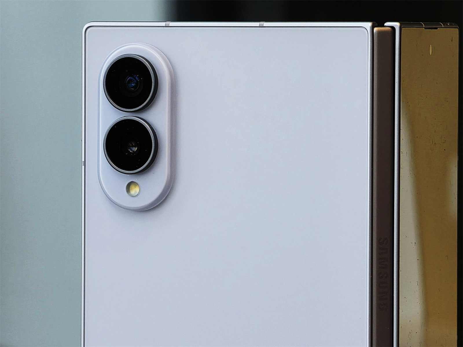 Samsung Galaxy Z Fold8 詳細評測：全新更寬螢幕比例，會是摺疊手機走向主流的轉折點嗎？ 30