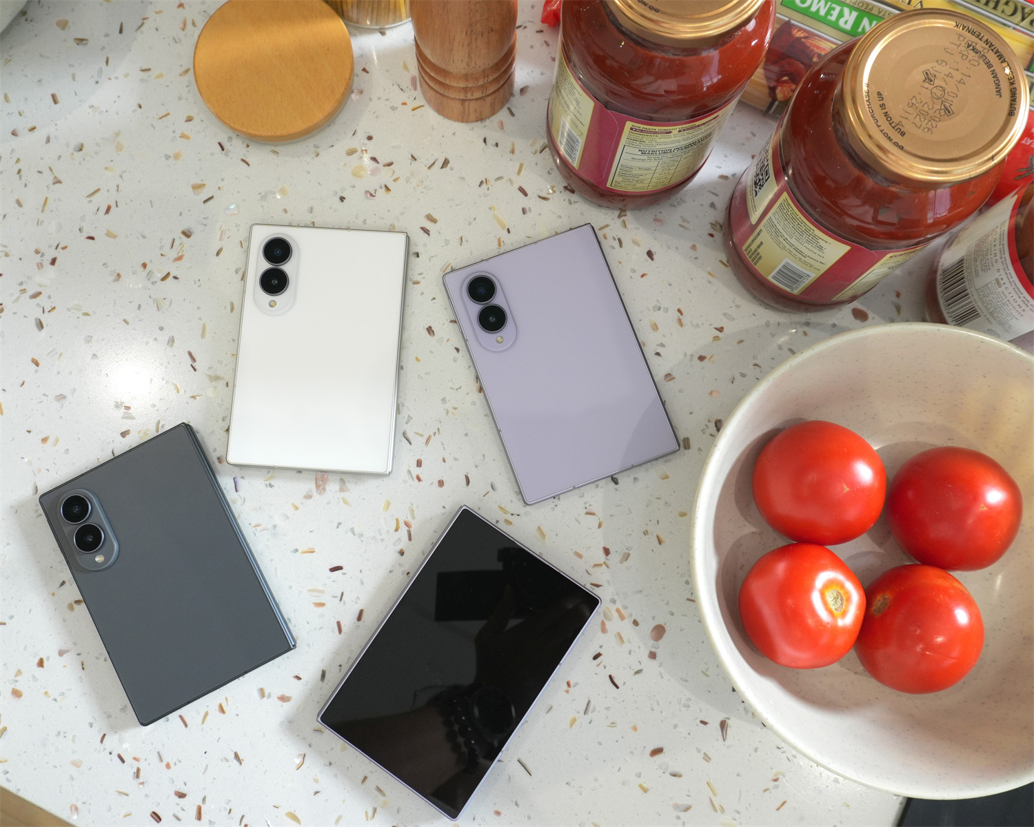 新寬摺叠手機發佈 ：Samsung Galaxy Z Fold8 Ultra、Galaxy Z Fold8 與 Z Flip8 上手體驗與主要賣點搶先看！ 13