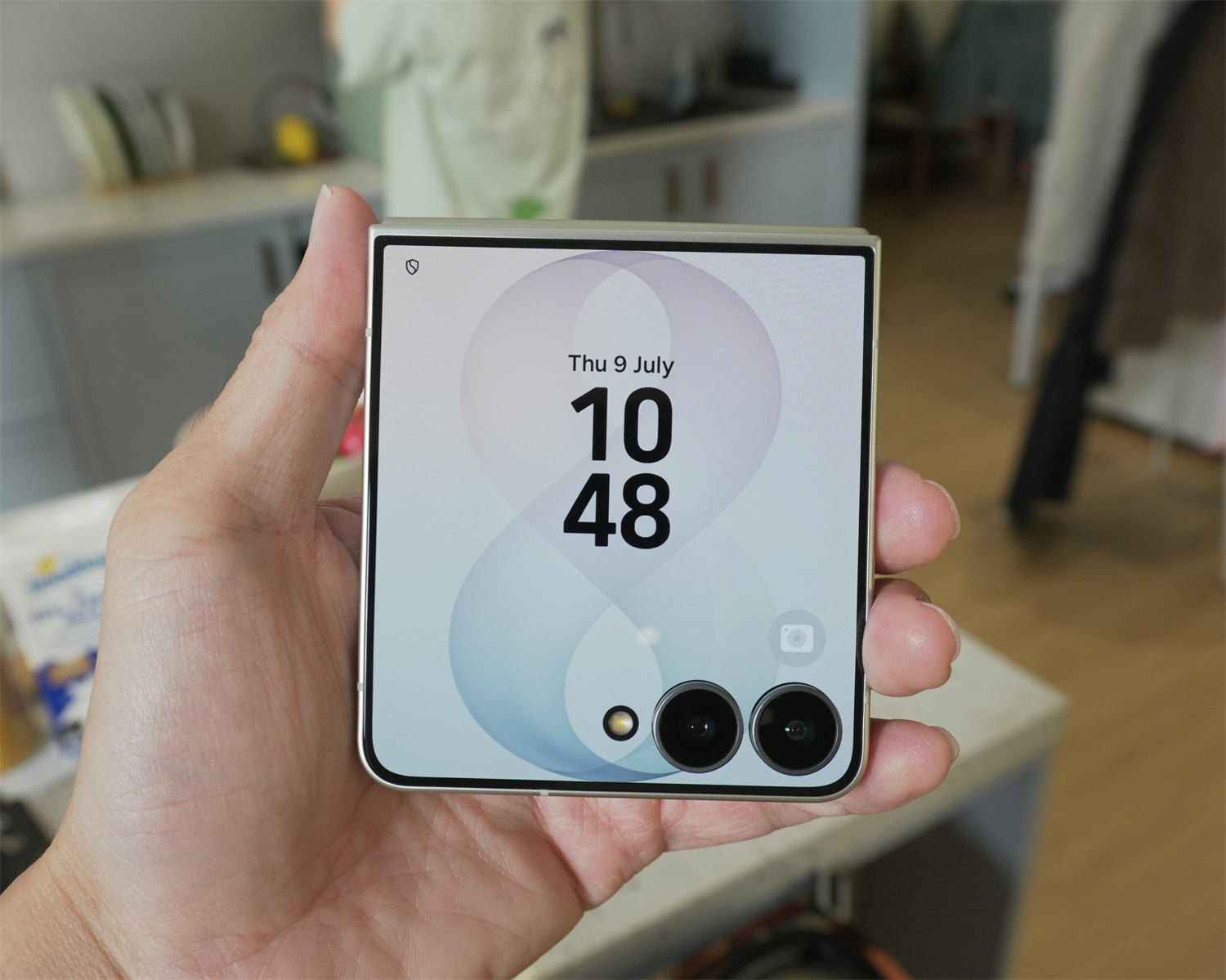 新寬摺叠手機發佈 ：Samsung Galaxy Z Fold8 Ultra、Galaxy Z Fold8 與 Z Flip8 上手體驗與主要賣點搶先看！ 26