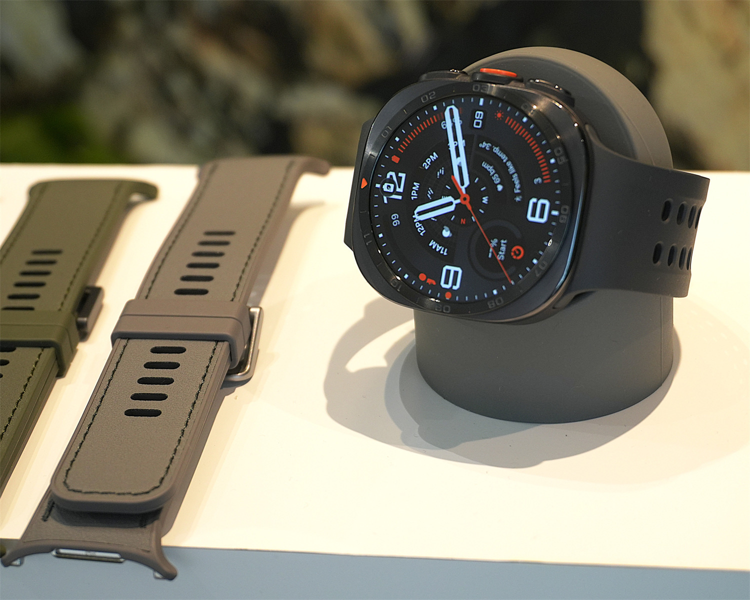 上手體驗：Samsung Galaxy Watch Ultra 2 與 Galaxy Watch9 正式發佈；設計更輕薄；續航力與性能有感升級！ 8