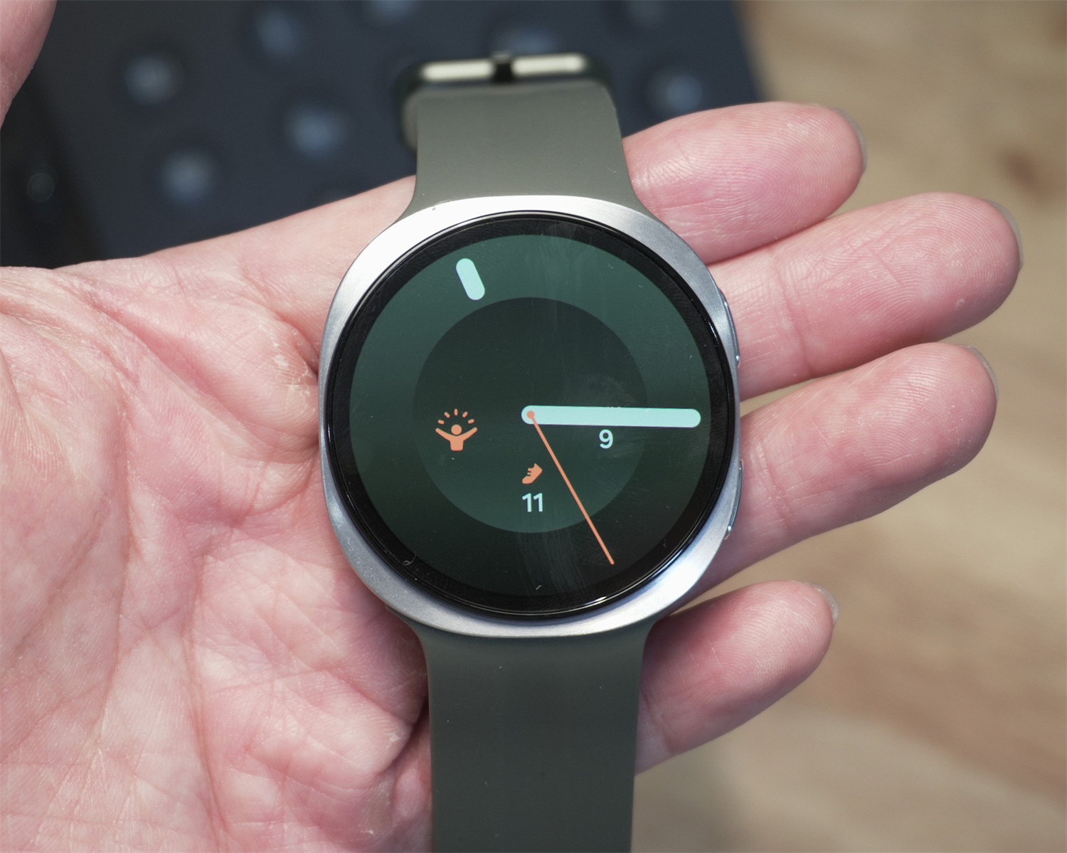 上手體驗：Samsung Galaxy Watch Ultra 2 與 Galaxy Watch9 正式發佈；設計更輕薄；續航力與性能有感升級！ 9