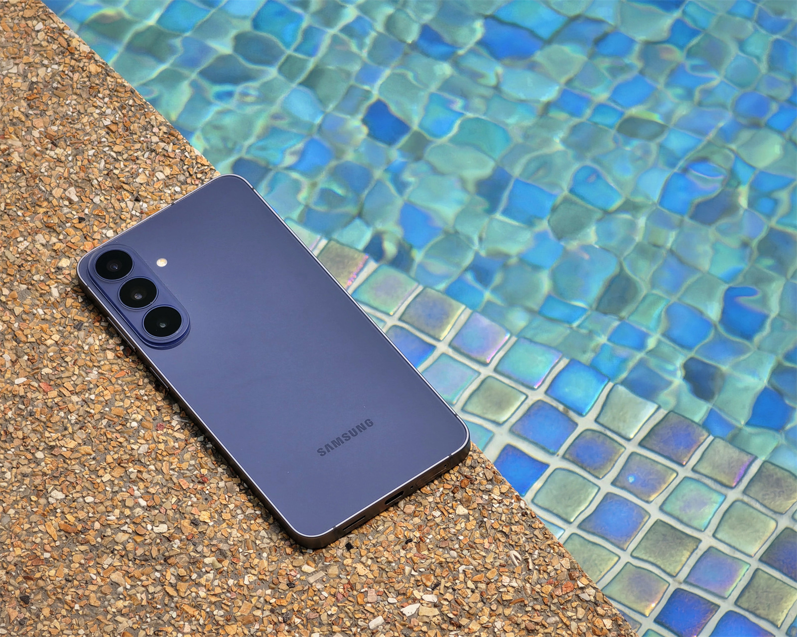 Samsung Galaxy S26 FE 評測：硬件升級非重點；憑旗艦級 Galaxy AI 體驗能否令你買單？ 6